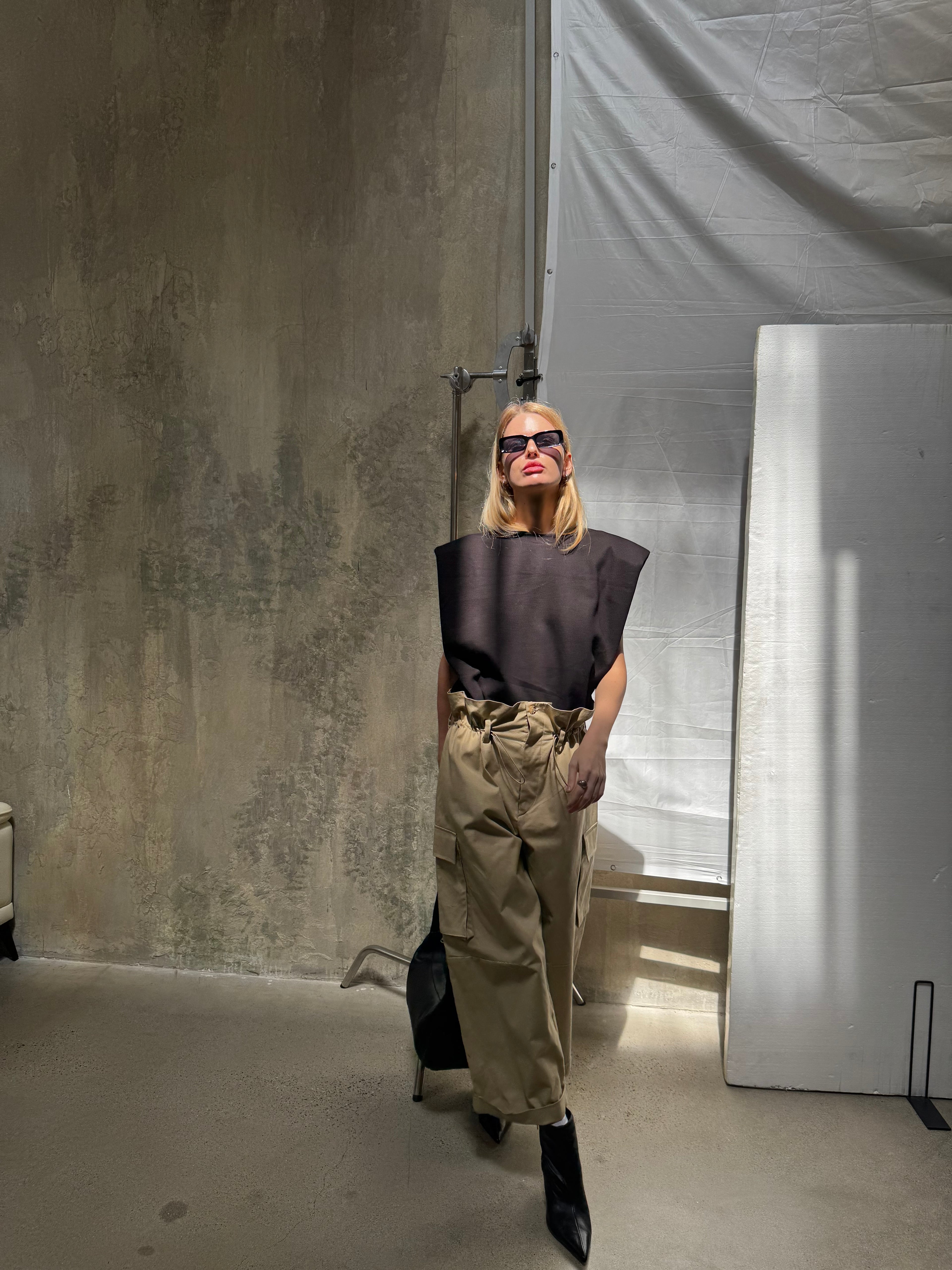 A REVIVE LOOK 19