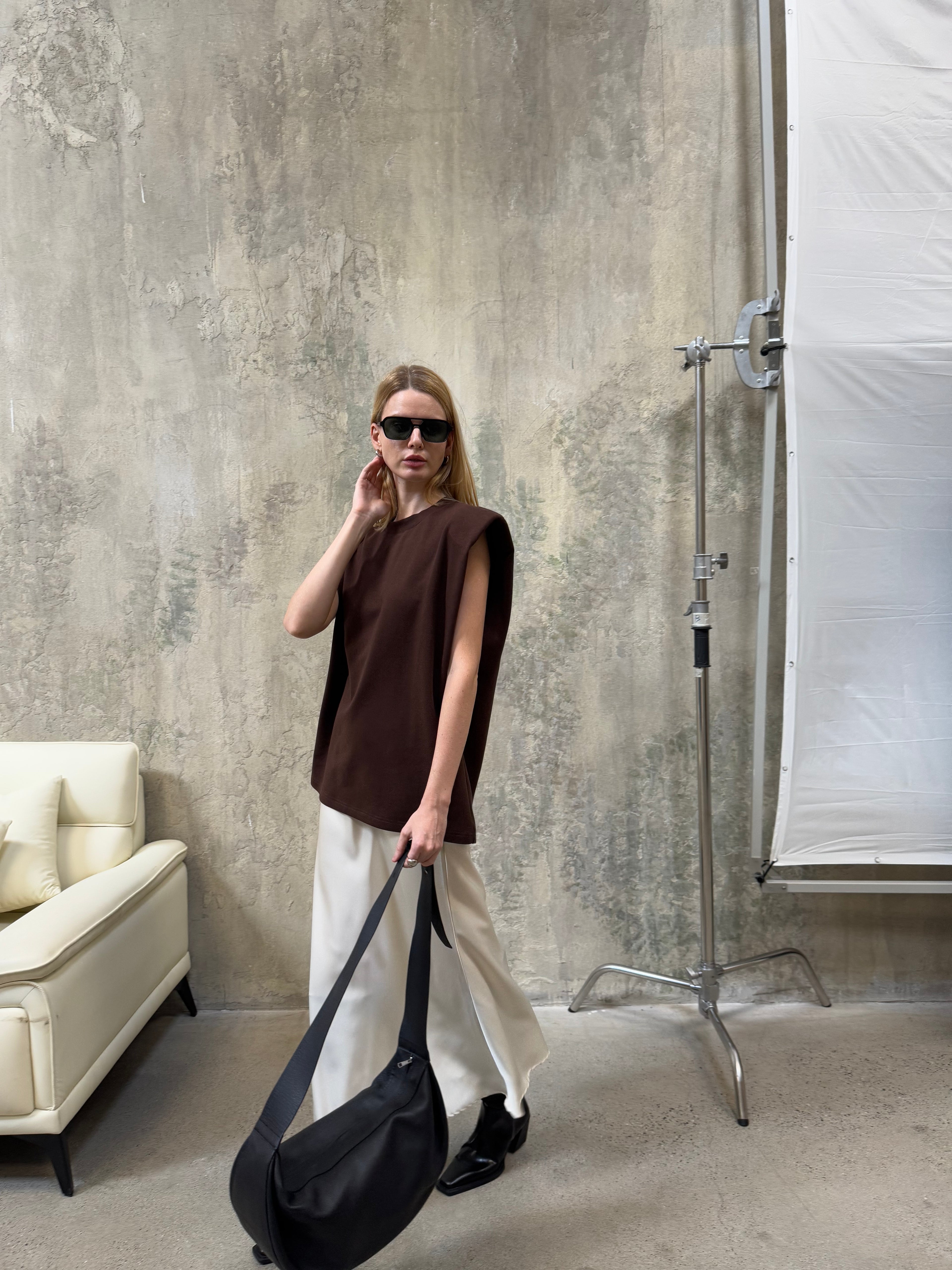 A REVIVE LOOK 22