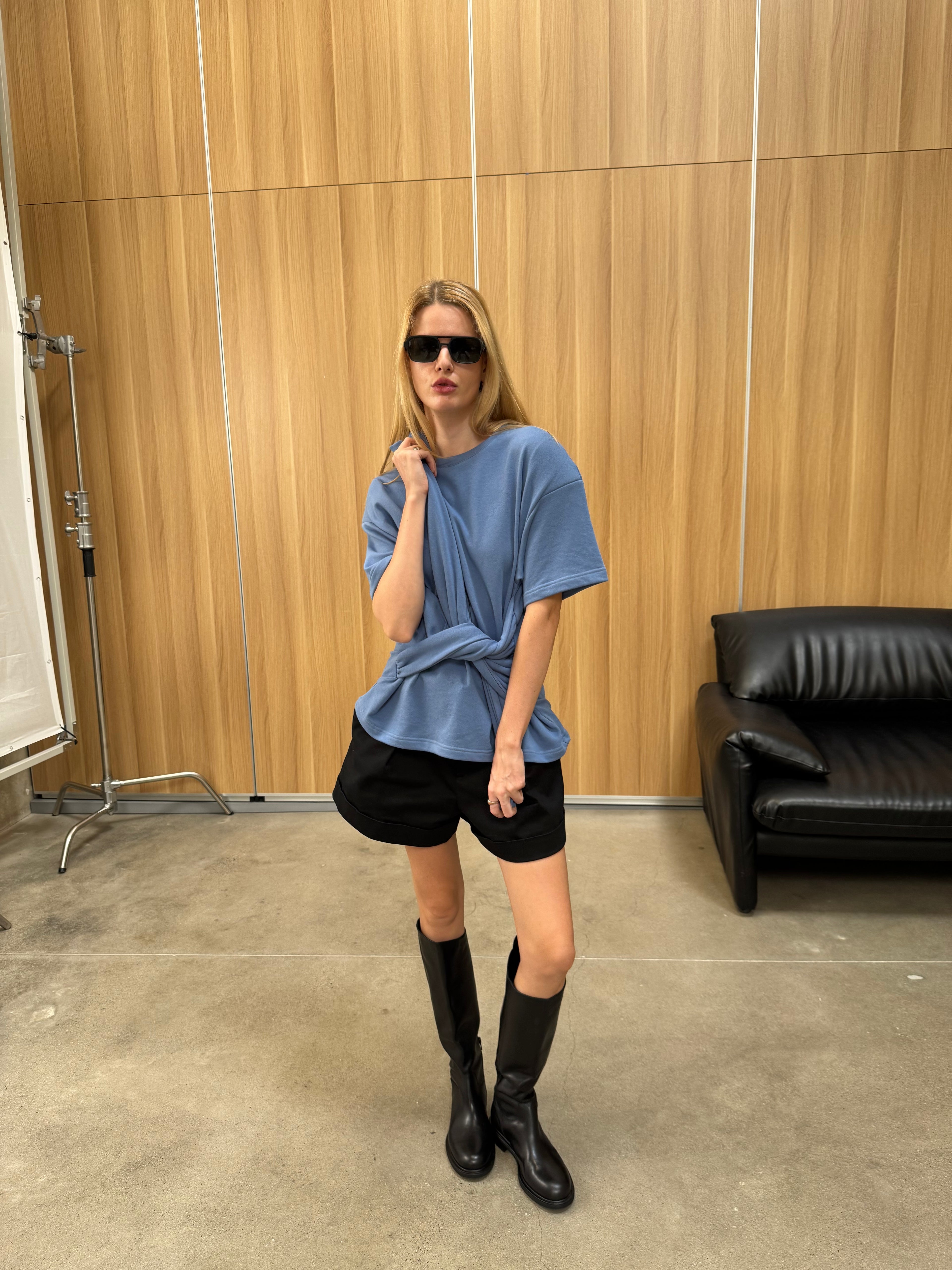 A REVIVE LOOK 23
