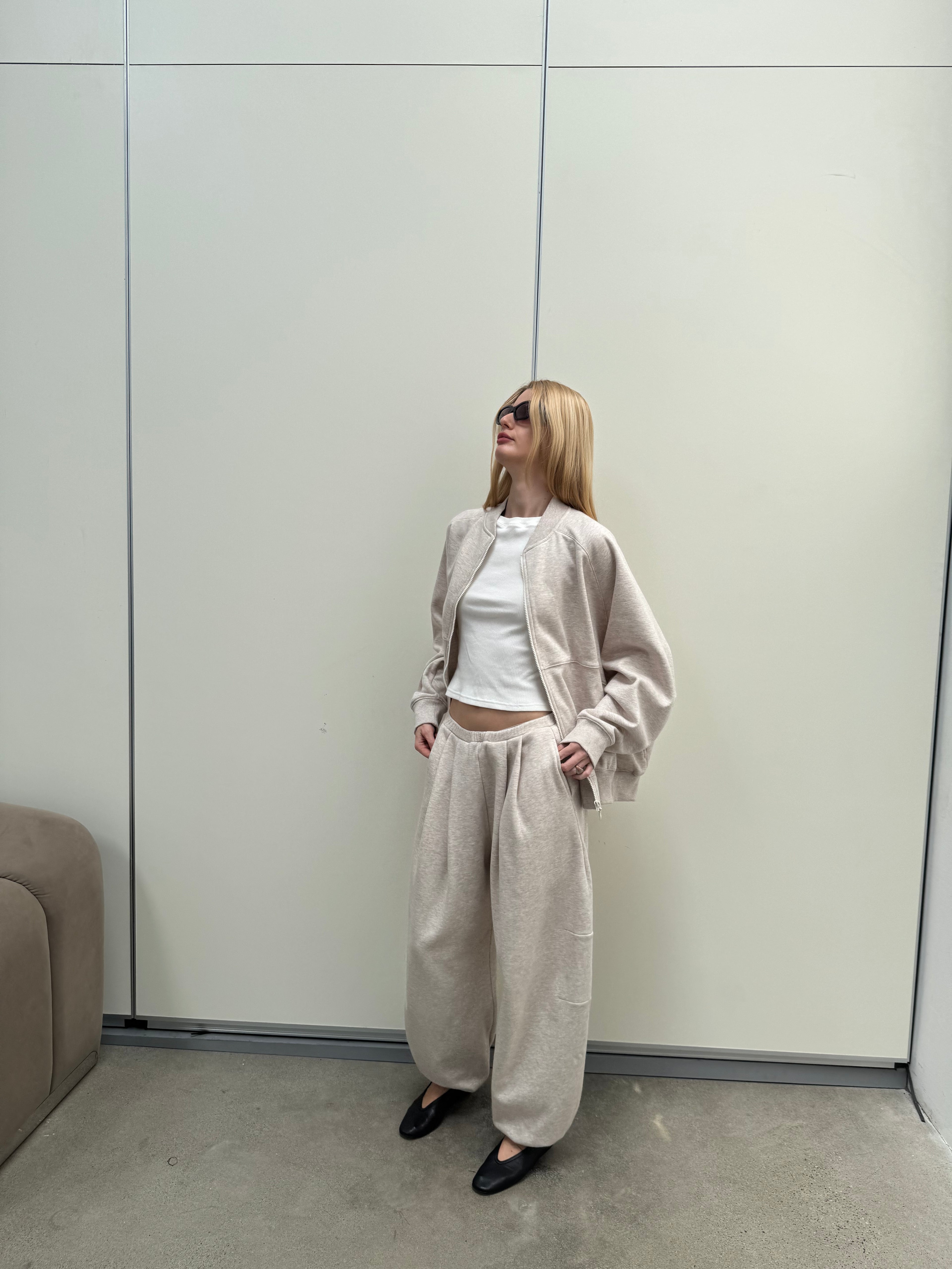 A REVIVE LOOK 17
