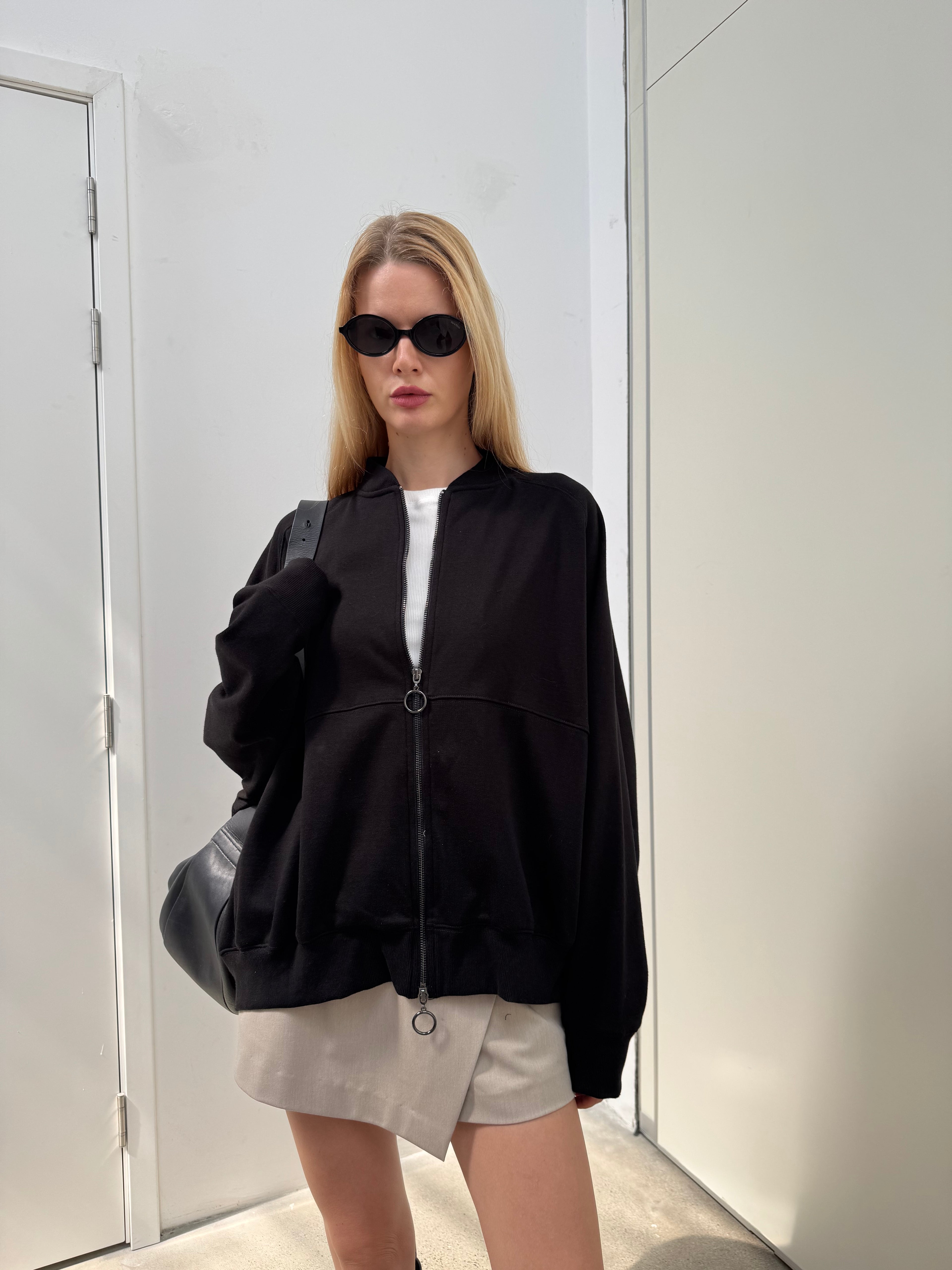 A REVIVE LOOK 27