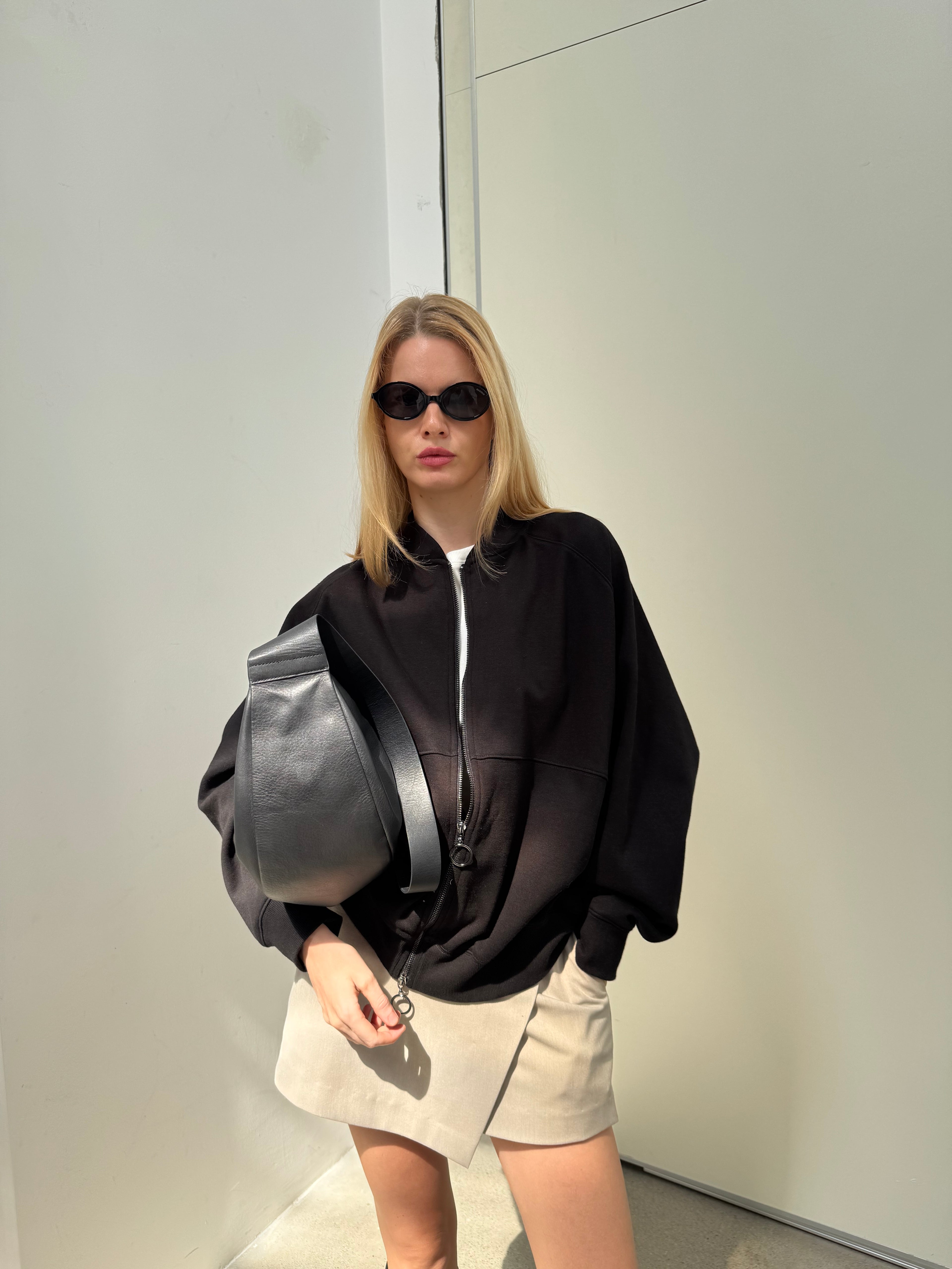 A REVIVE LOOK 27