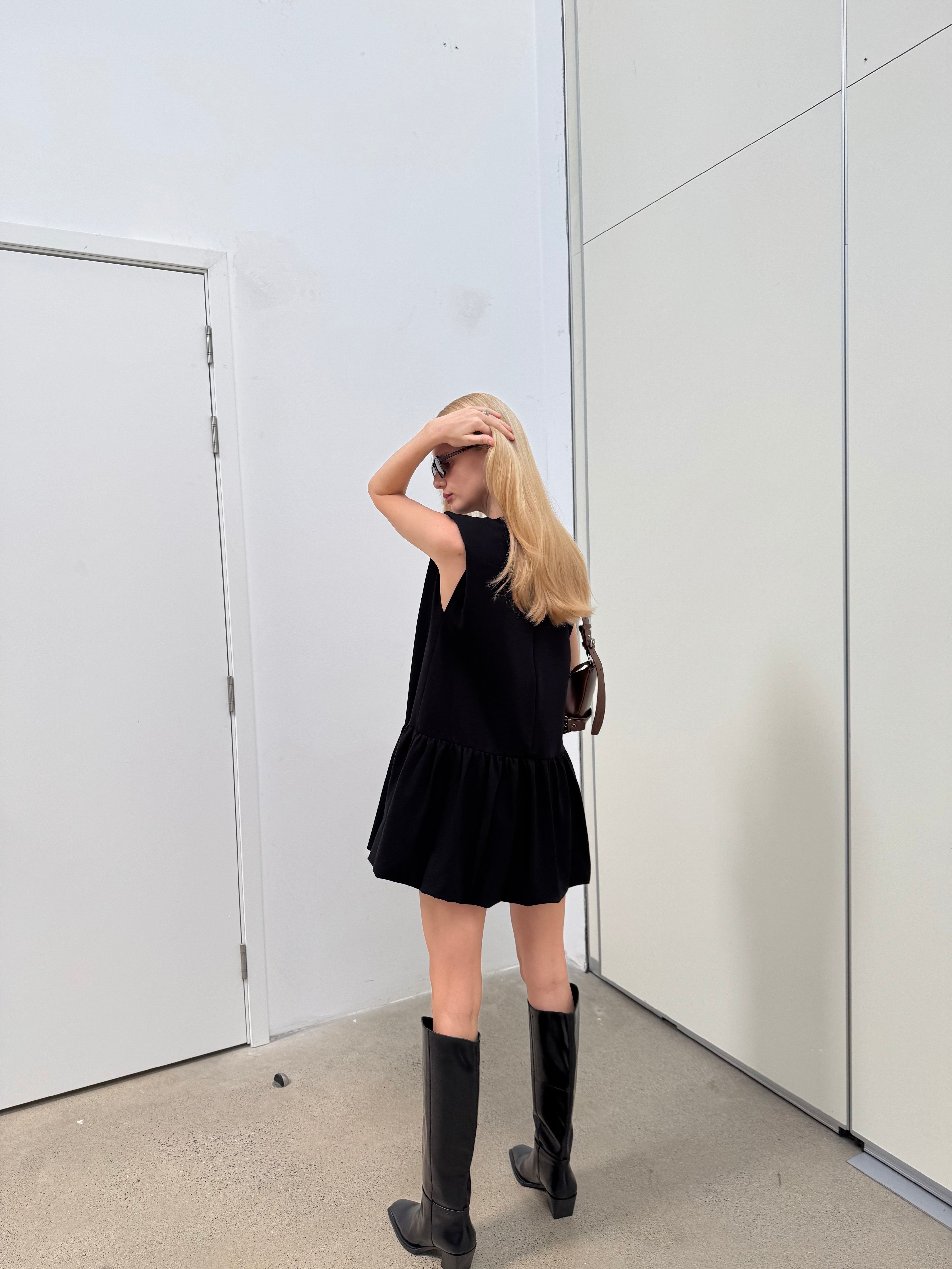 A REVIVE LOOK 28
