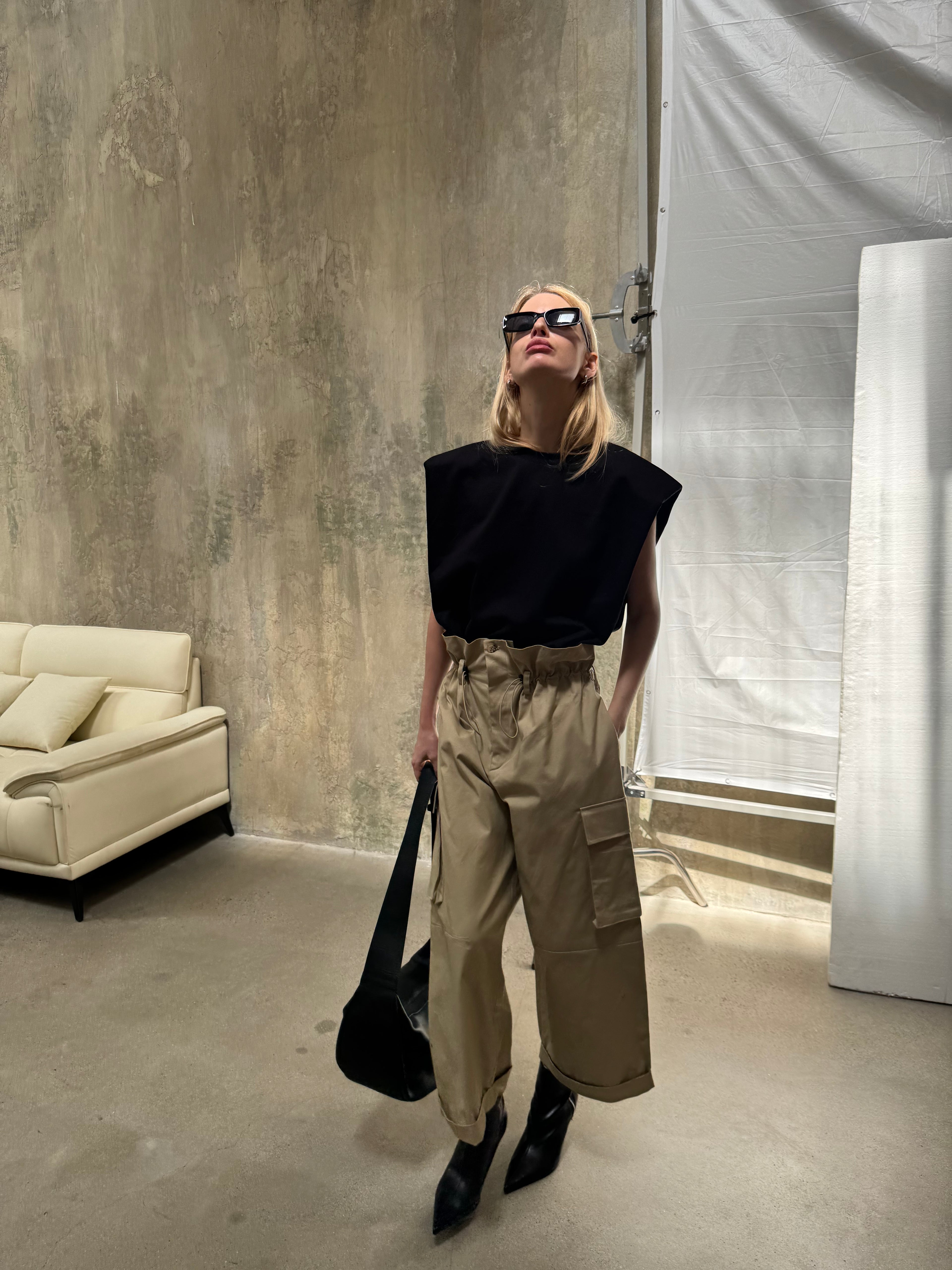 A REVIVE LOOK 19