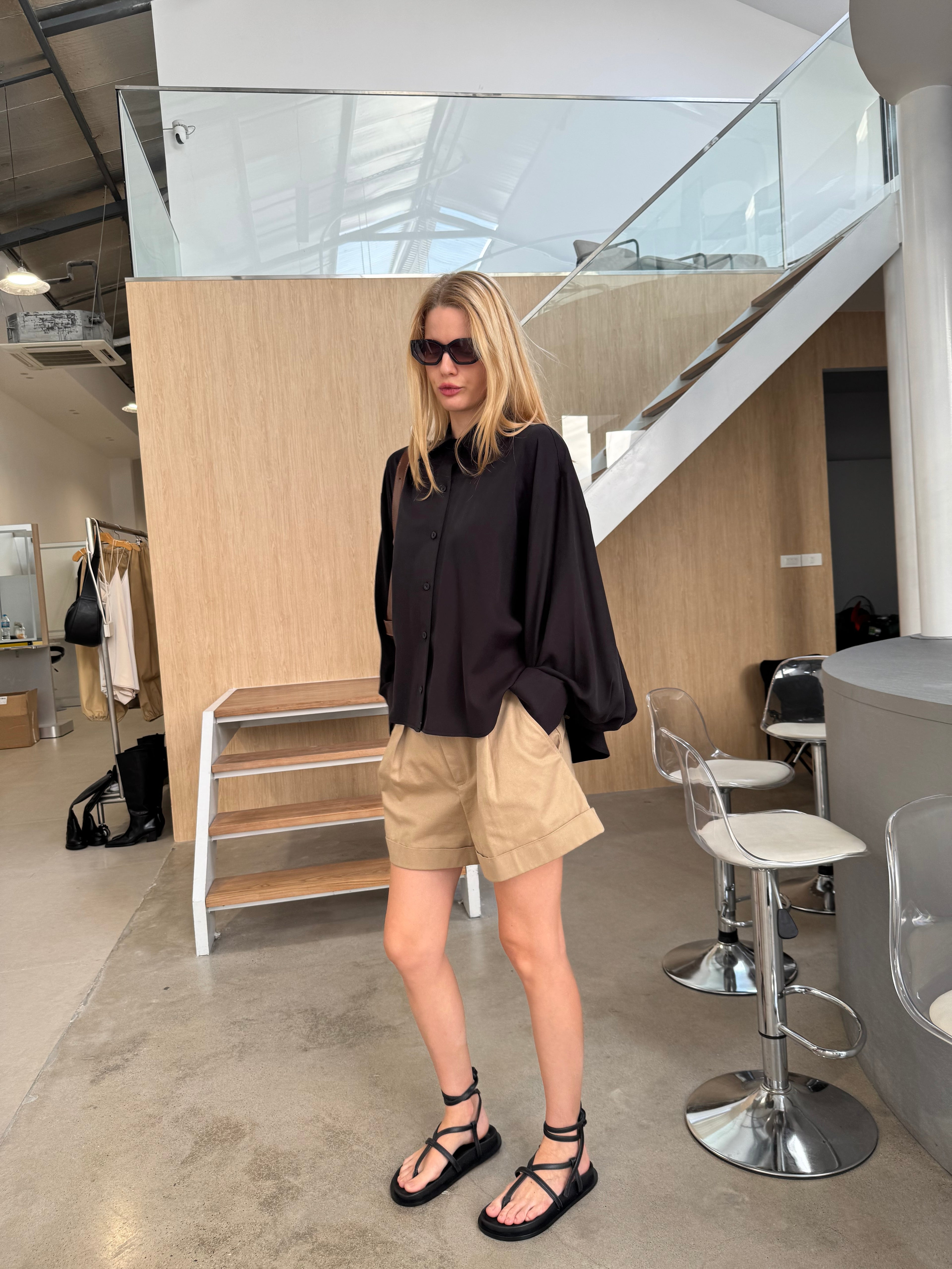 A REVIVE LOOK 21