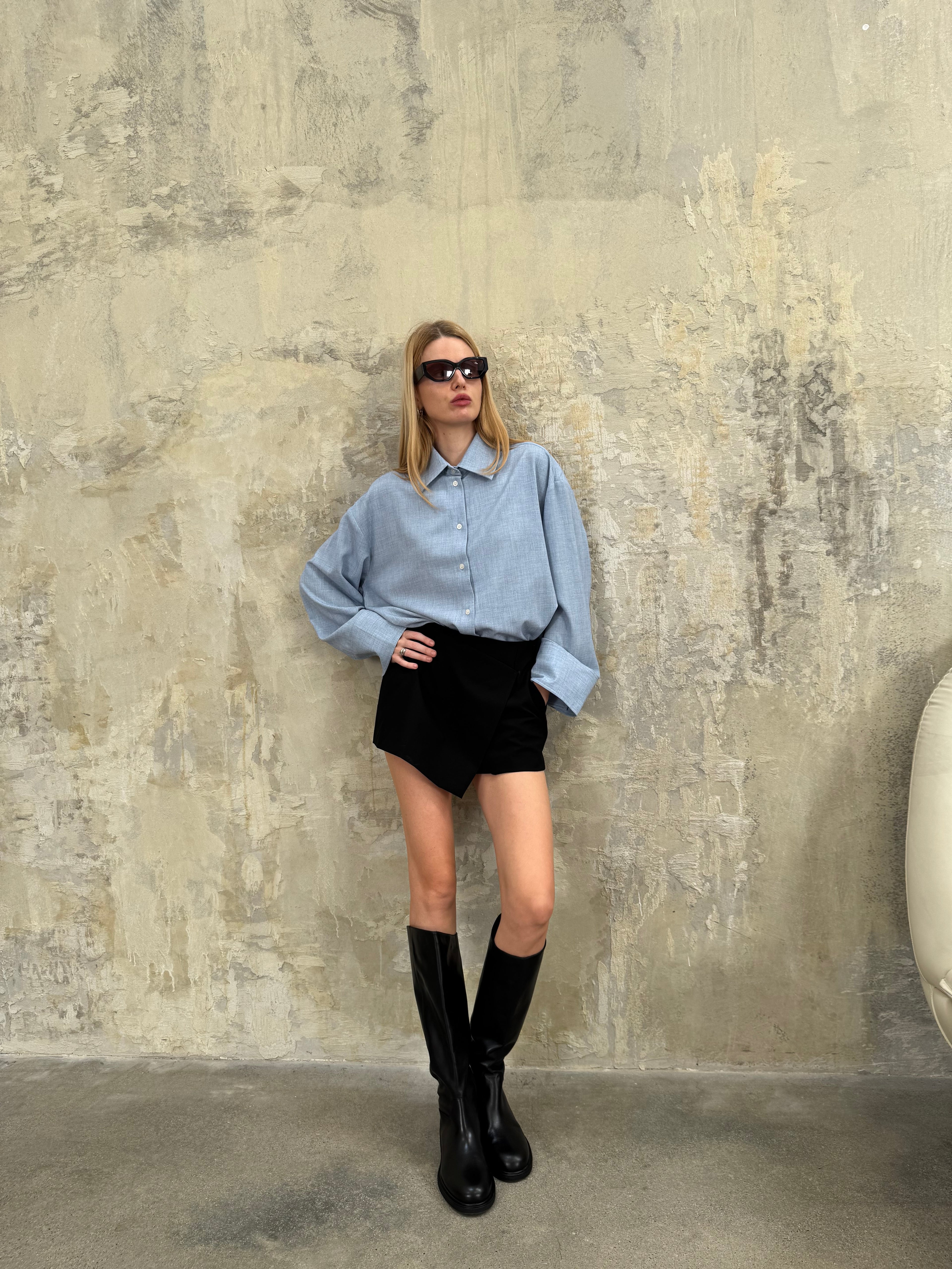 A REVIVE LOOK 14