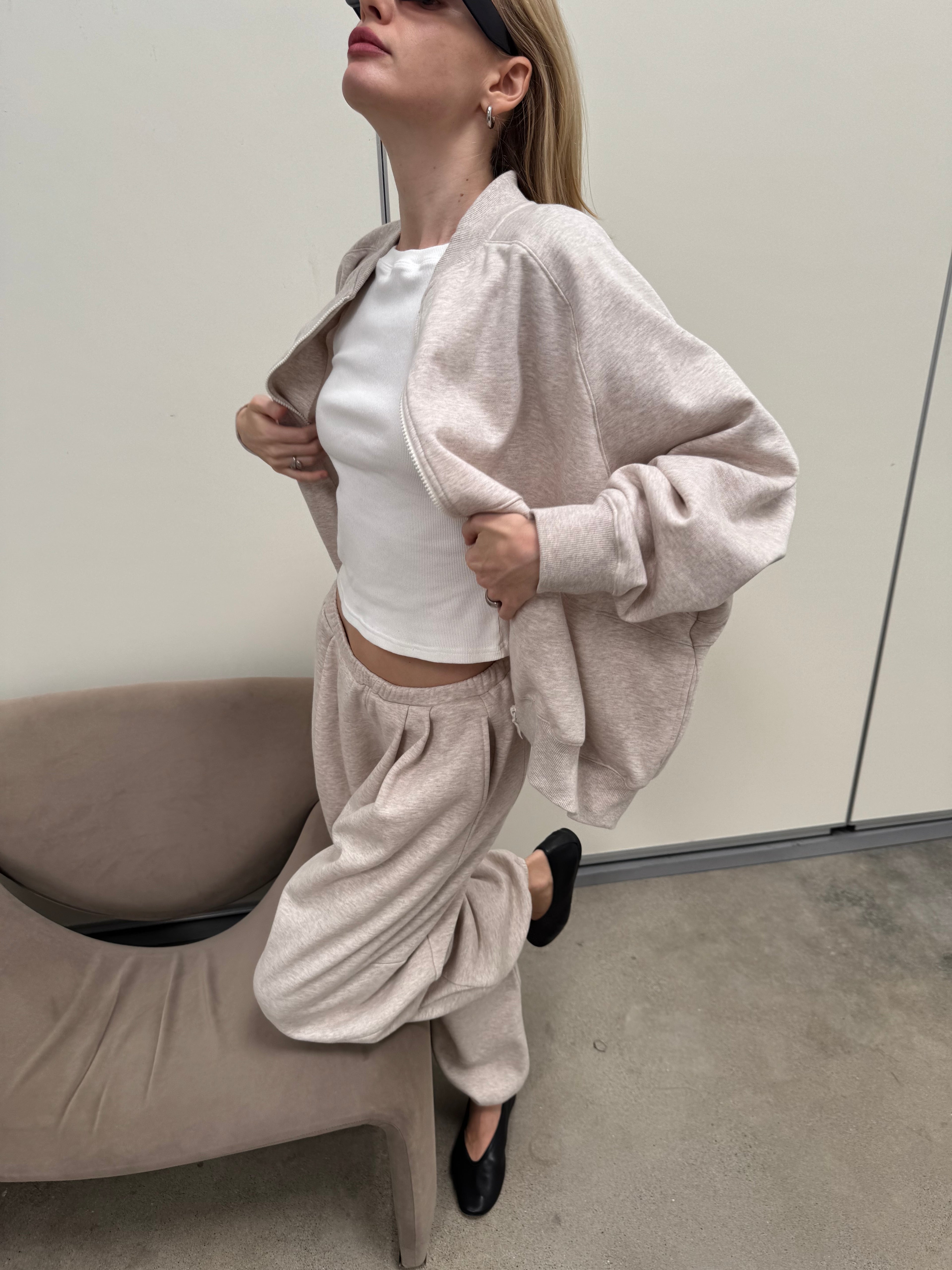 A REVIVE LOOK 17