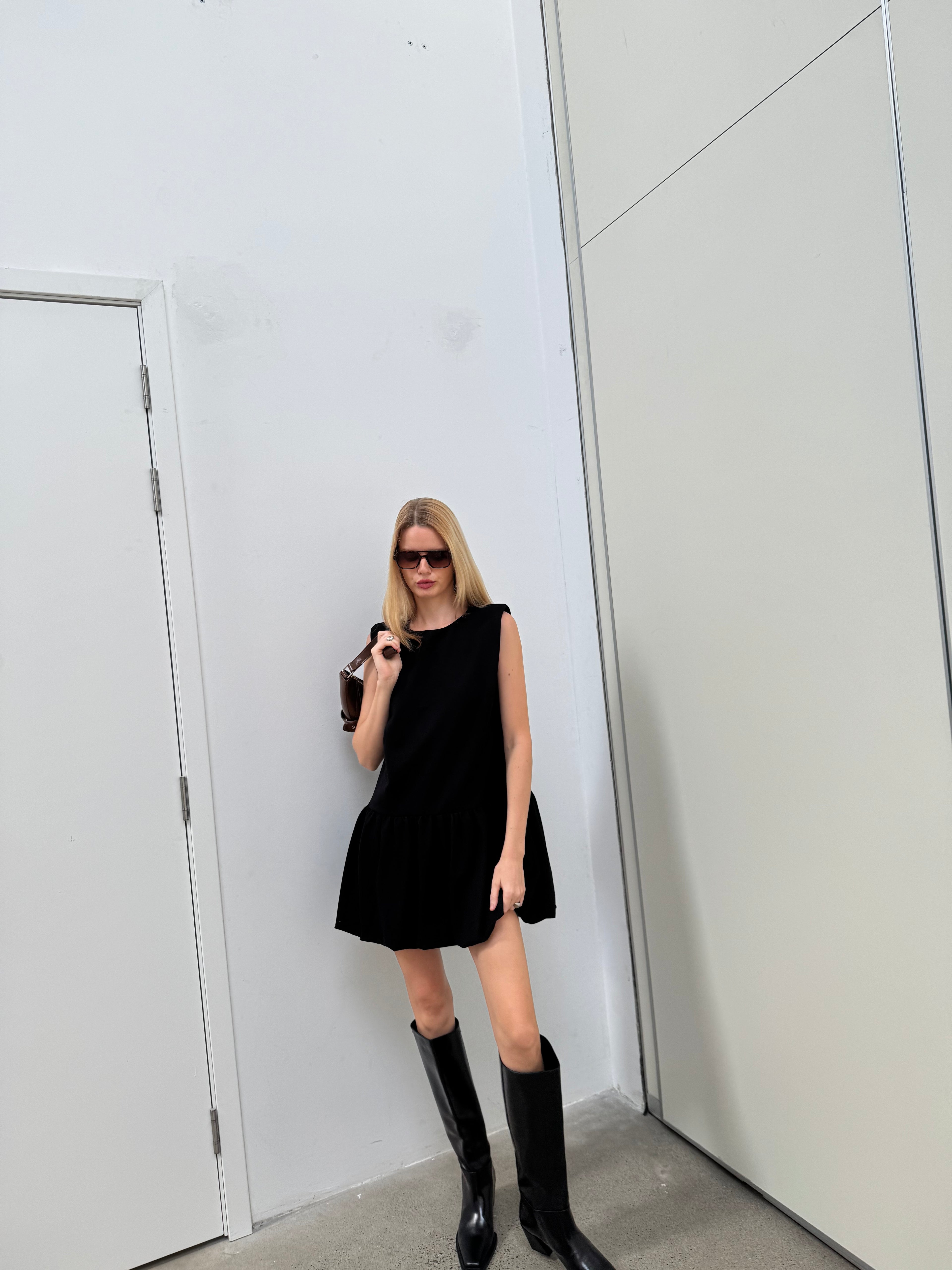 A REVIVE LOOK 28