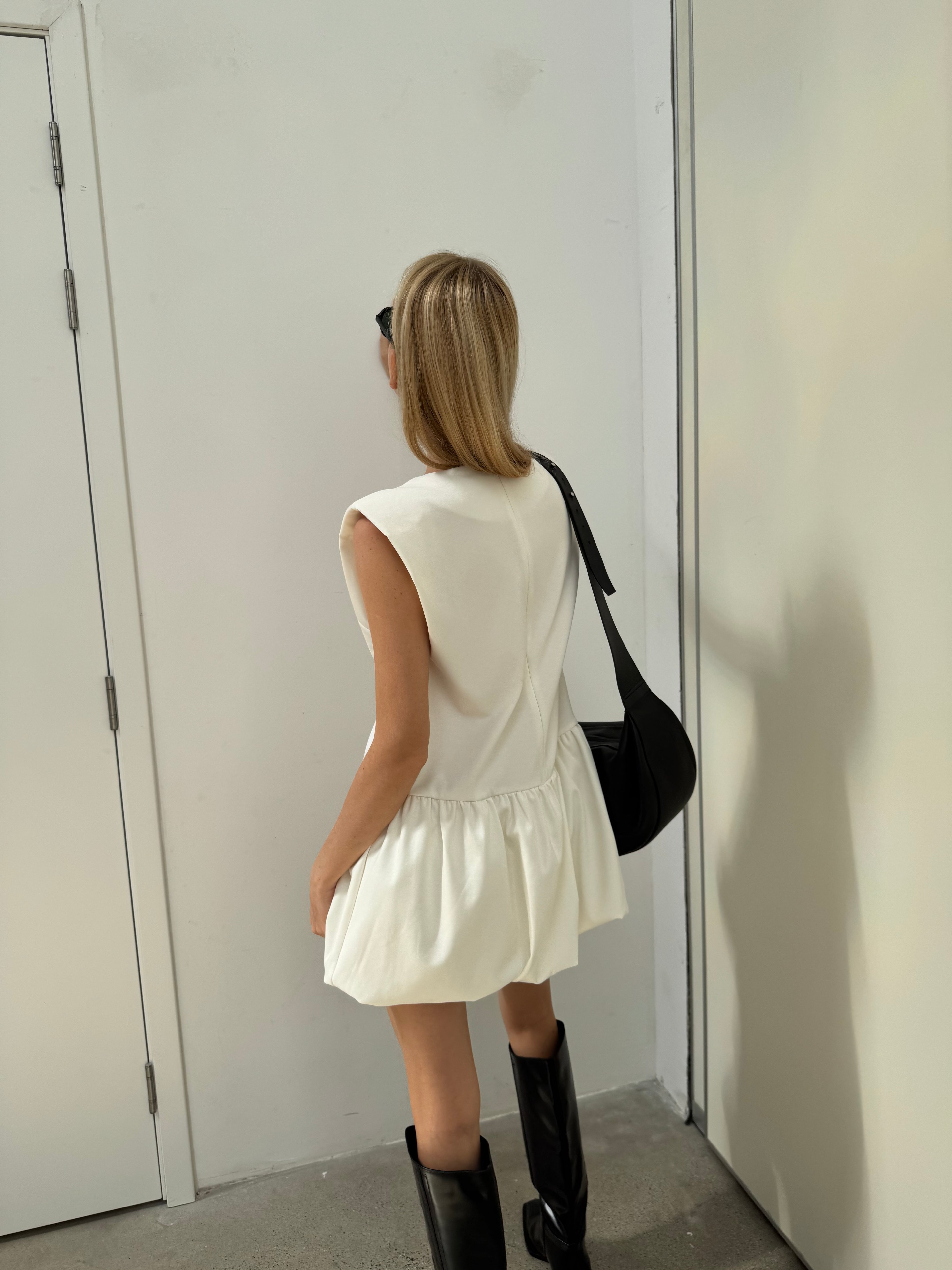 A REVIVE LOOK 29