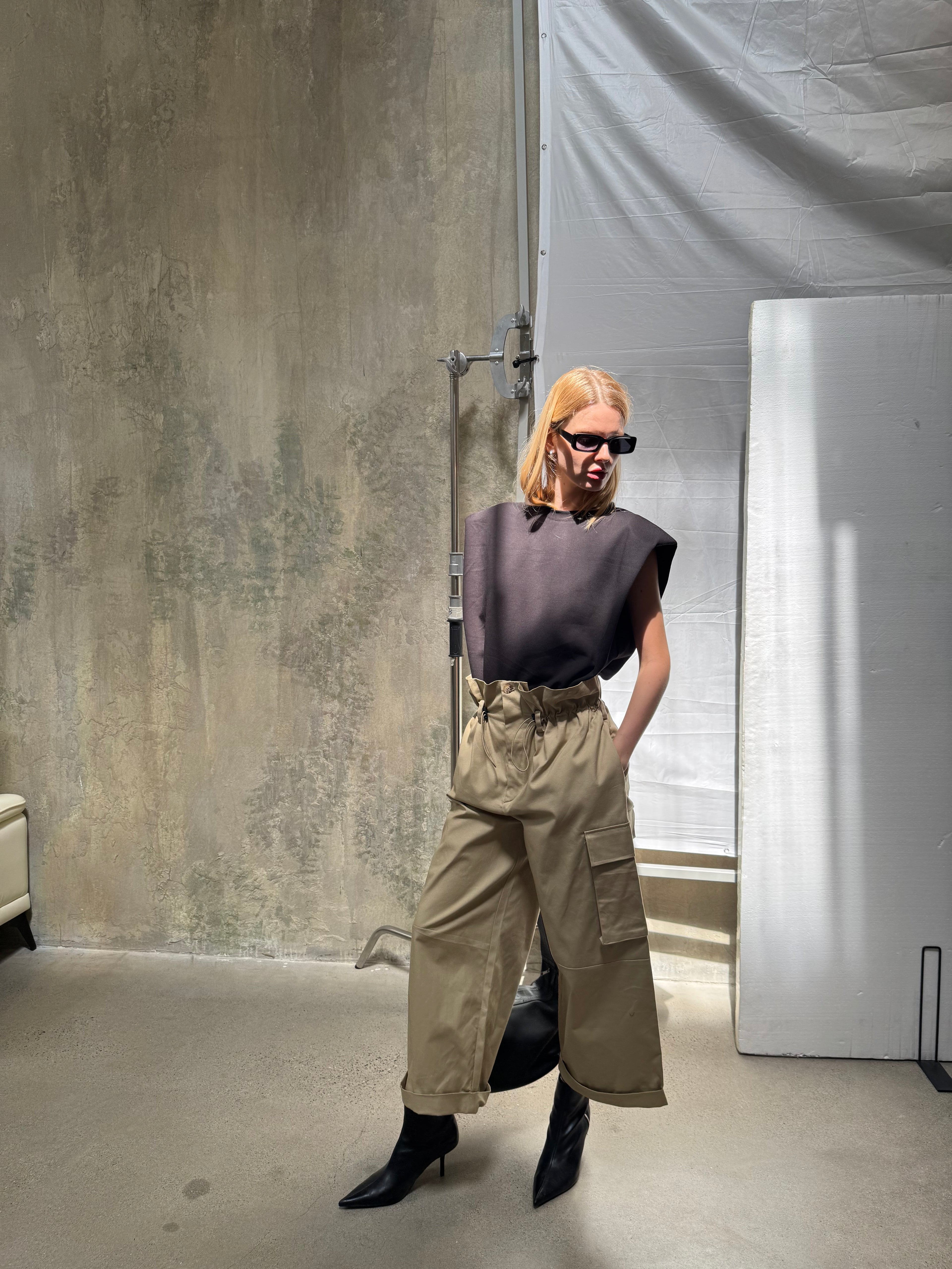 A REVIVE LOOK 19