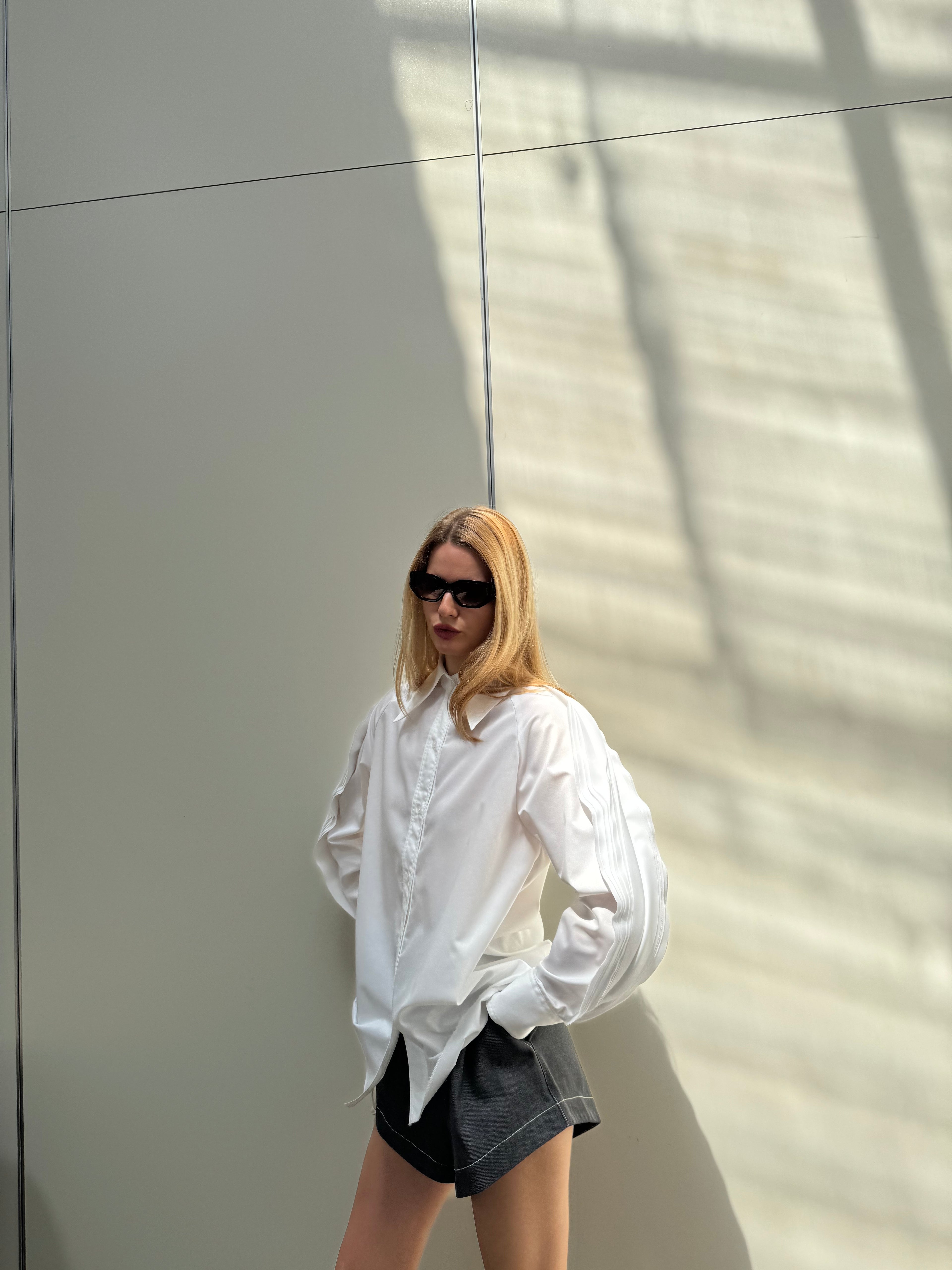 A REVIVE LOOK 06