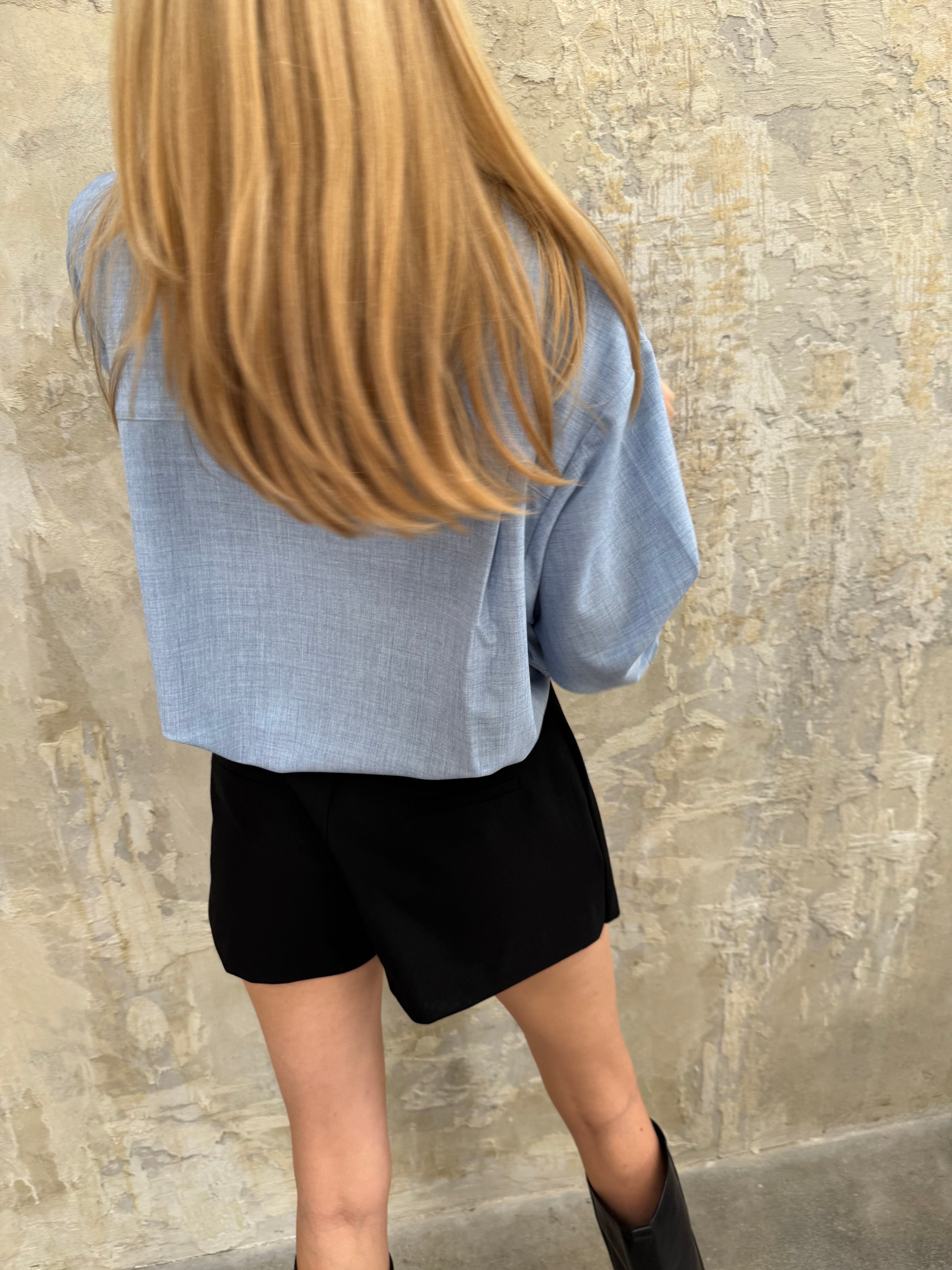 A REVIVE LOOK 14