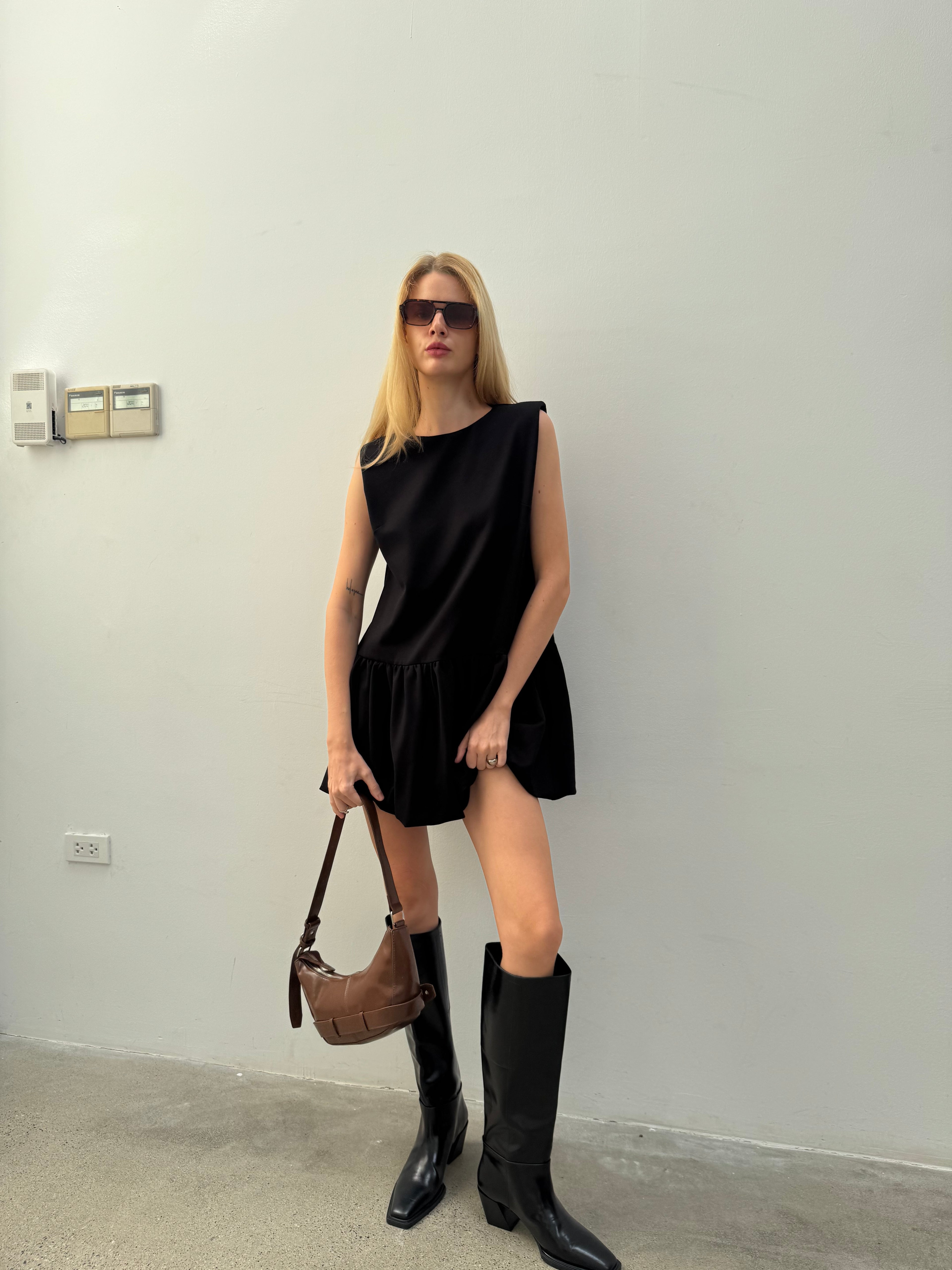A REVIVE LOOK 28
