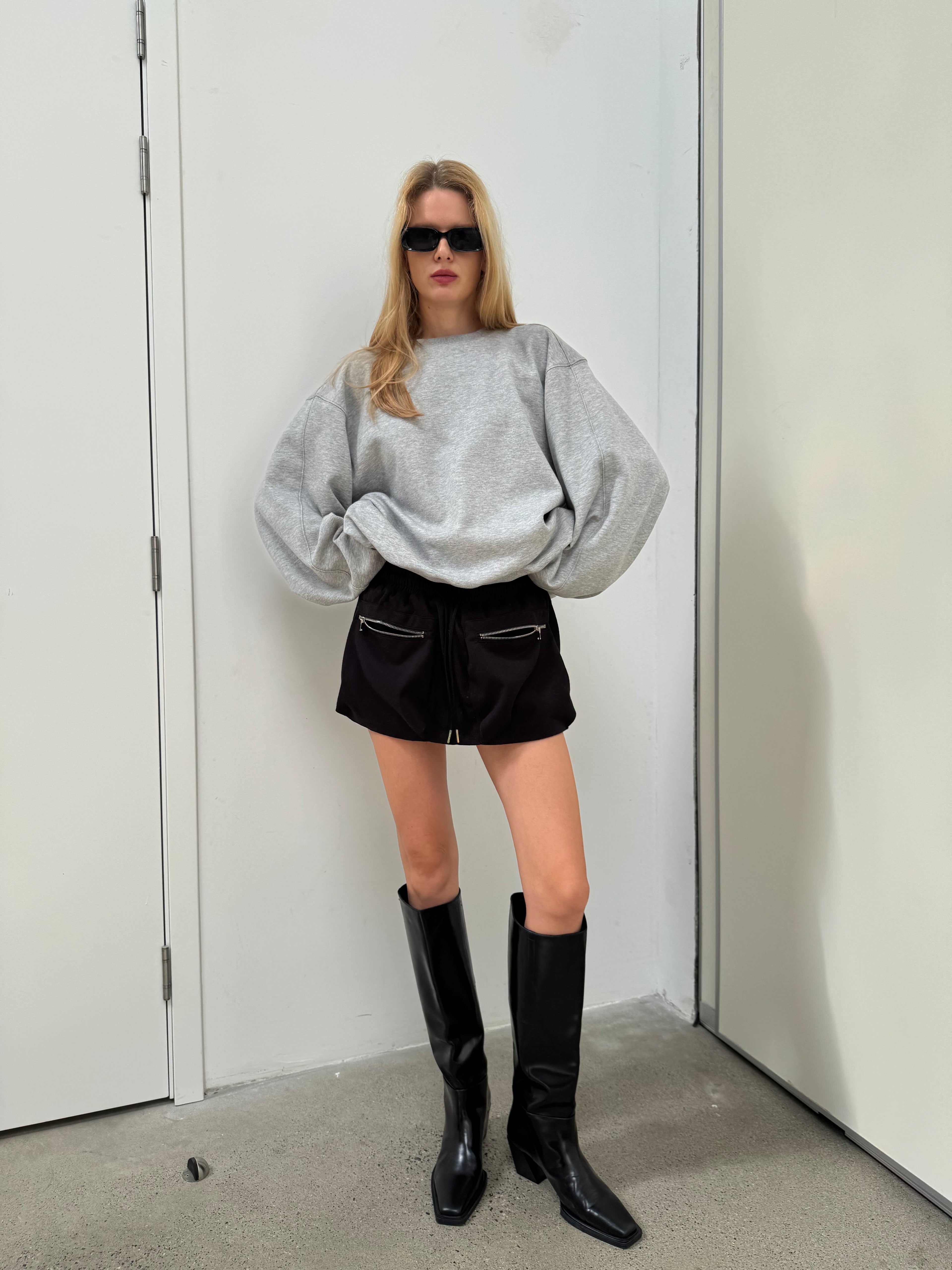 A REVIVE LOOK 25
