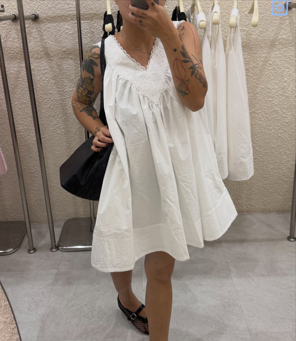 A QC DRESS V STU