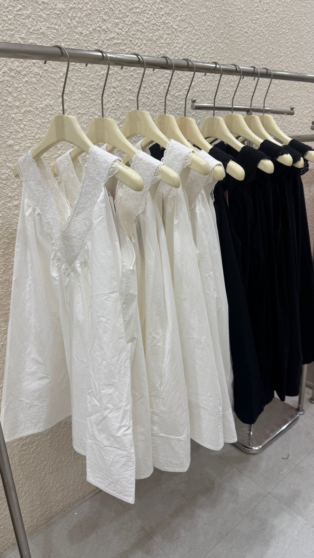 A QC DRESS V STU