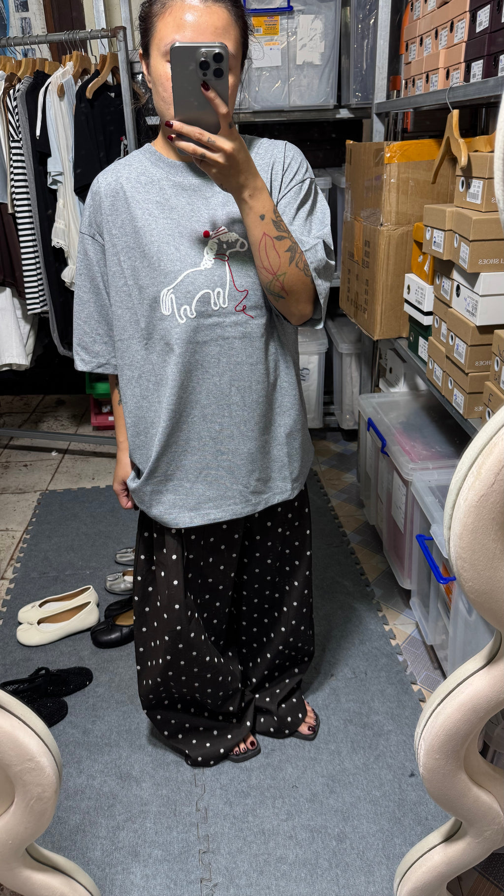 A QC NGUA TEE