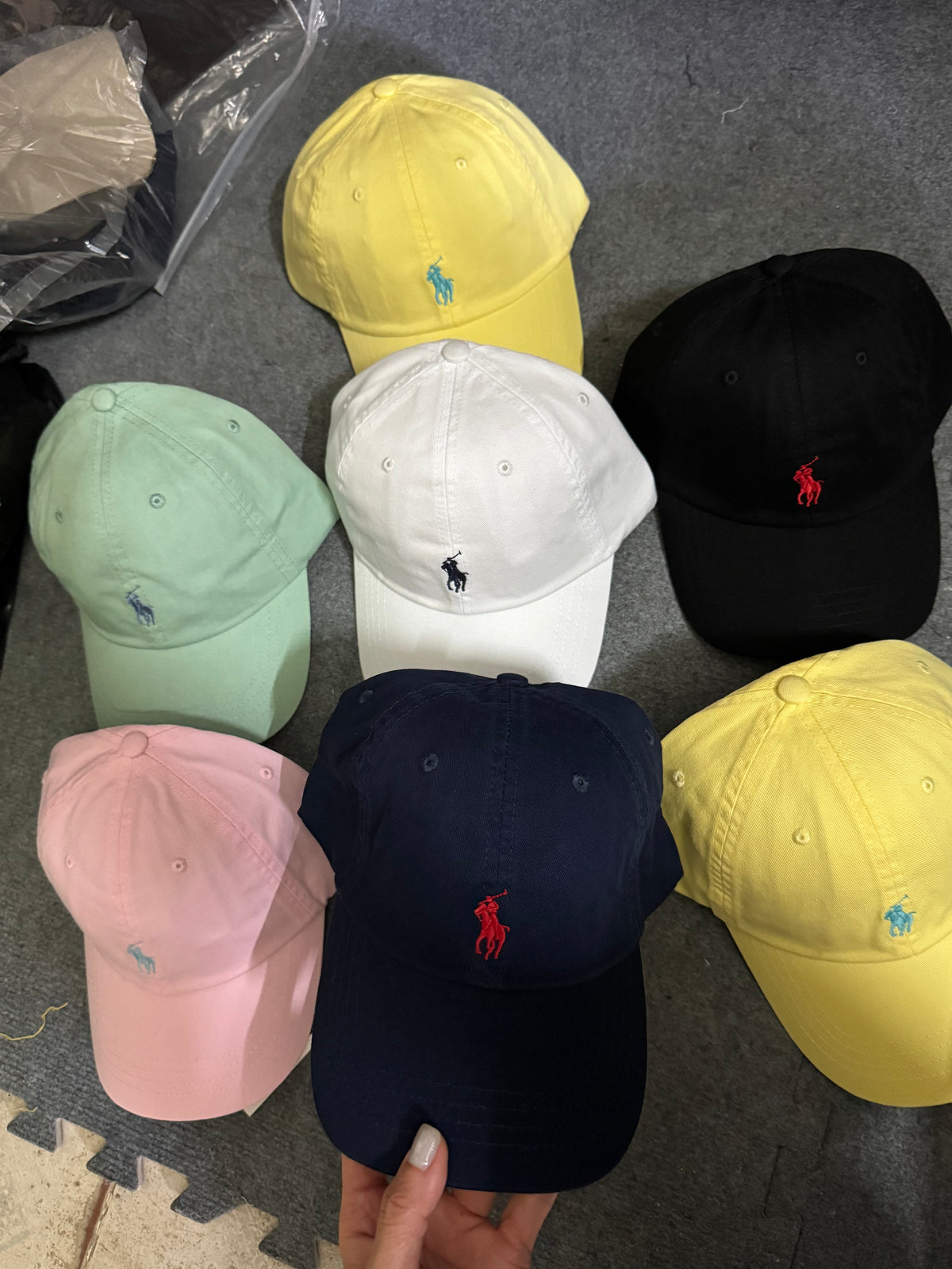 A QC POLO CAP