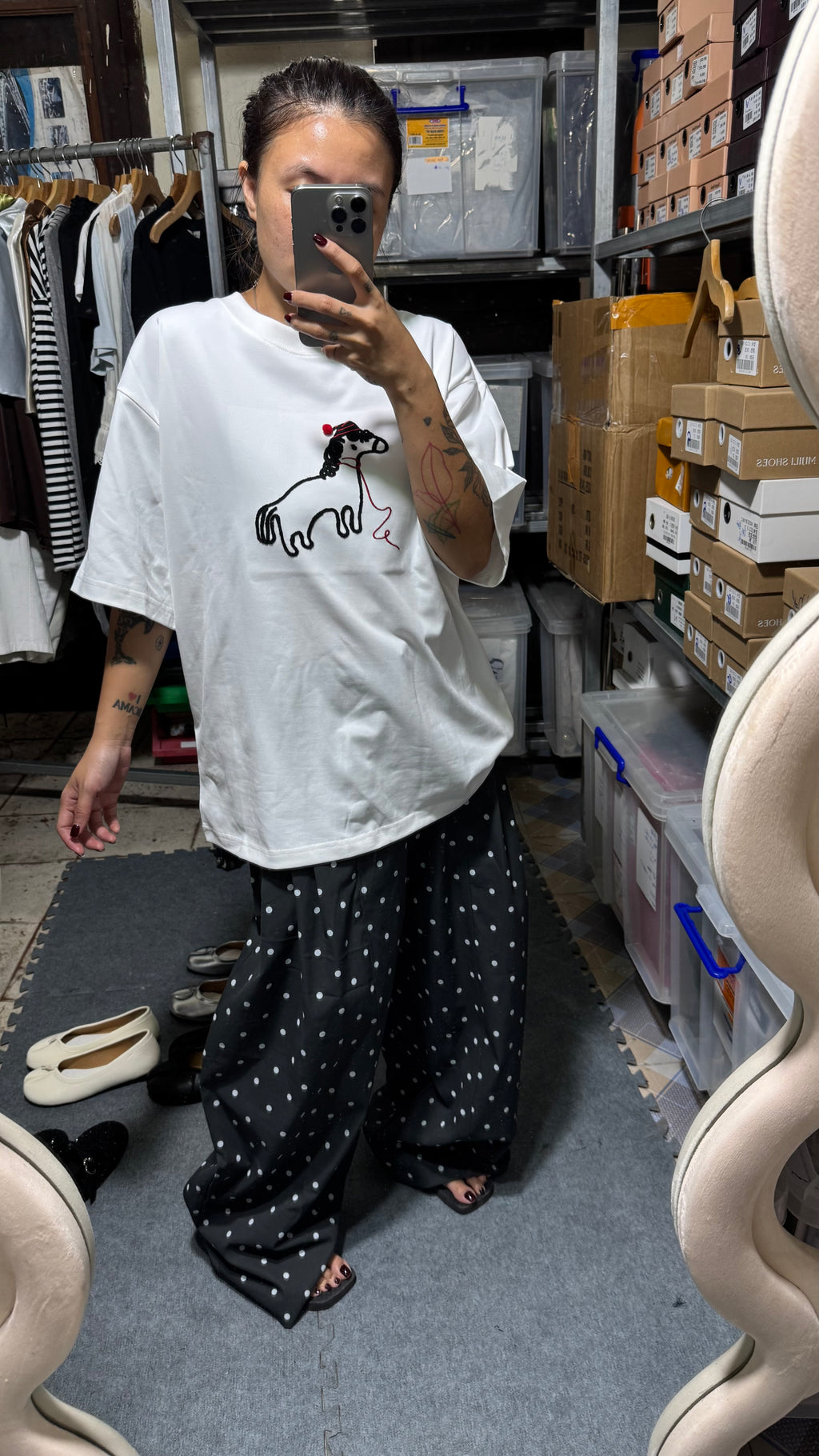 A QC NGUA TEE