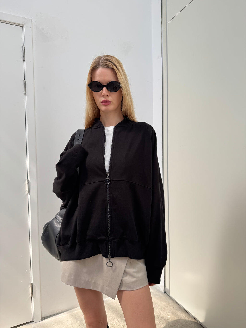 A REVIVE LOOK 27