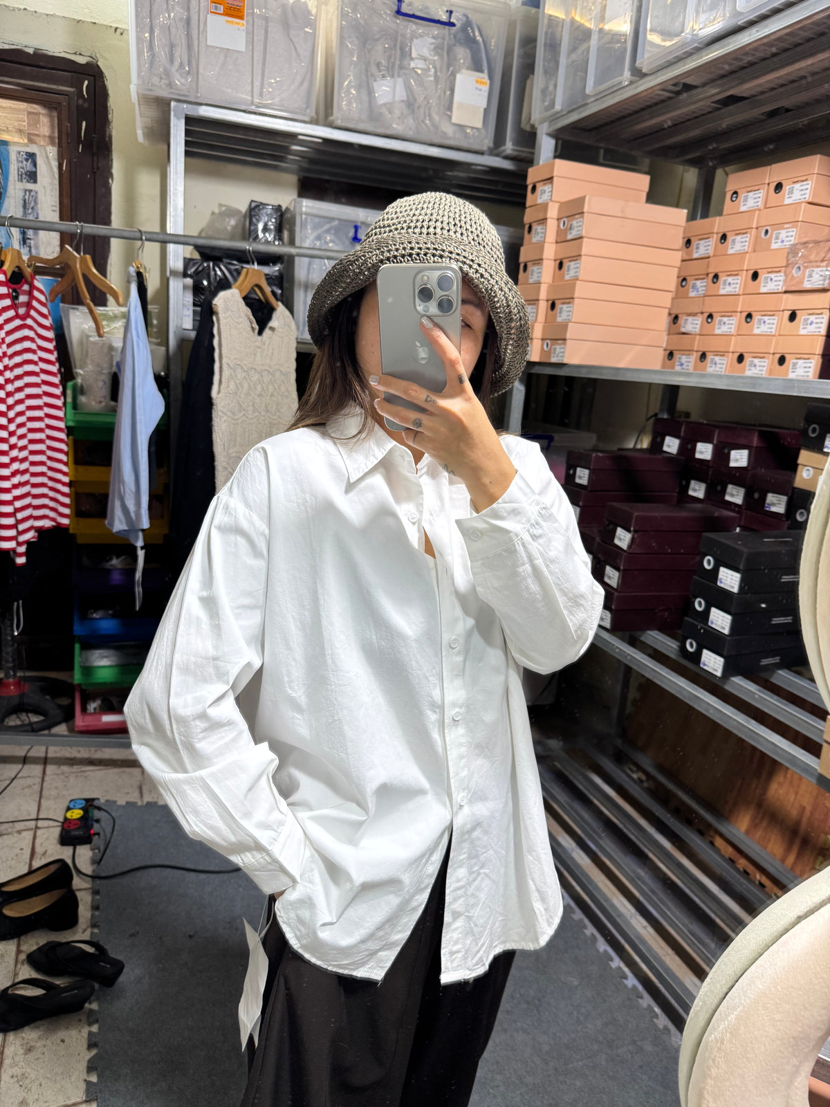 A QC OVERSIZE SHIRT