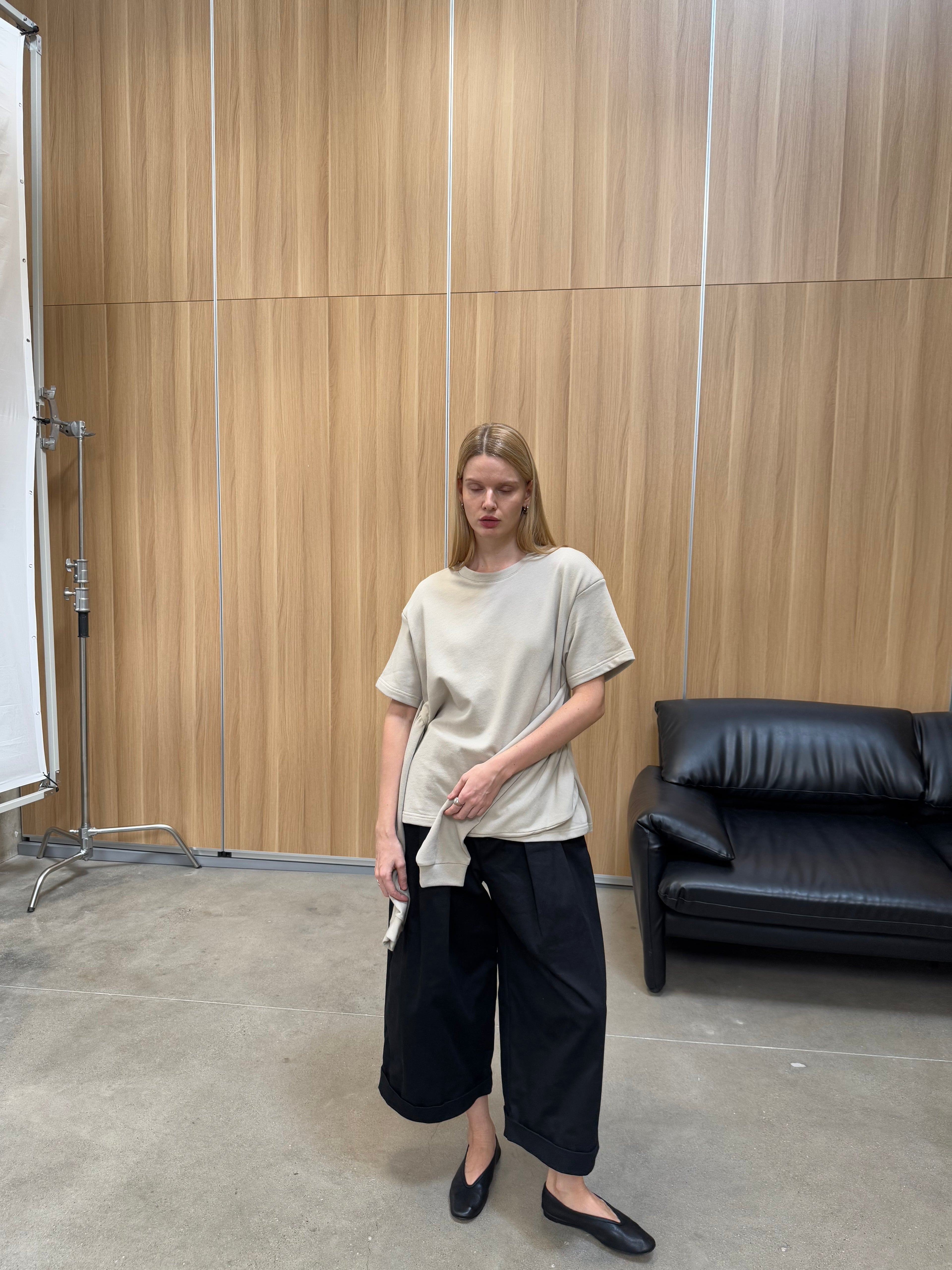 A REVIVE LOOK 04