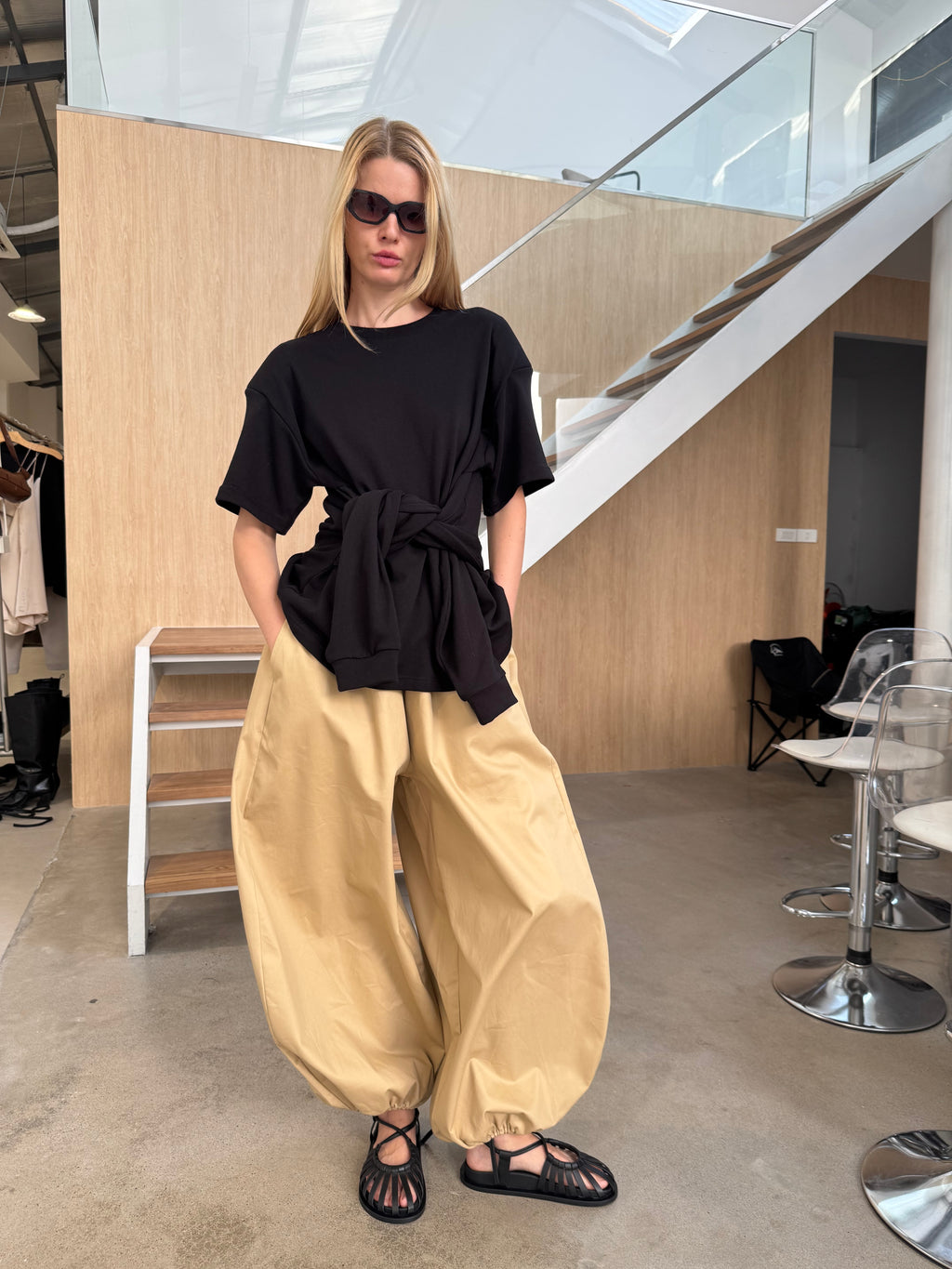 A REVIVE LOOK 13