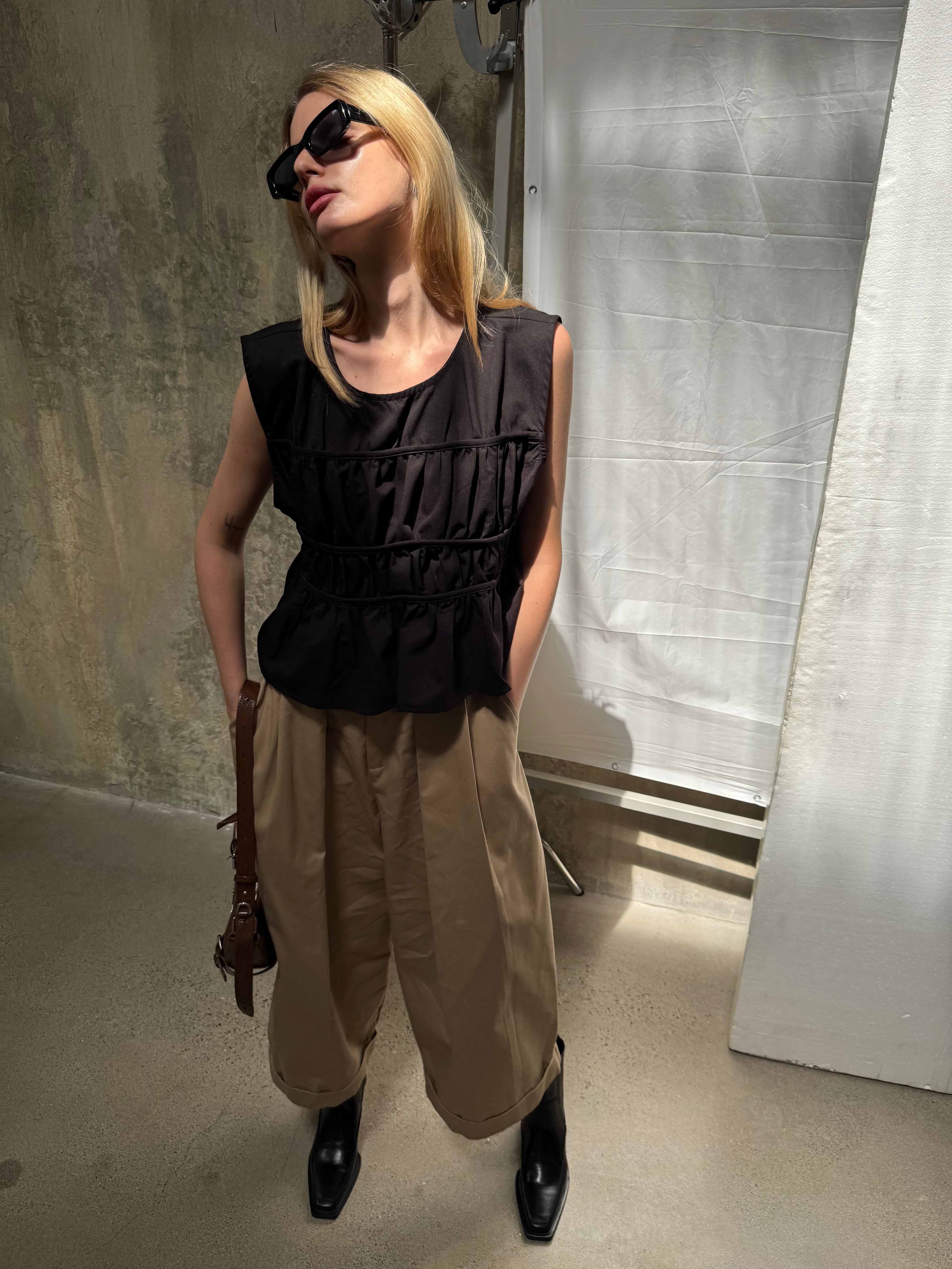 A REVIVE LOOK 11
