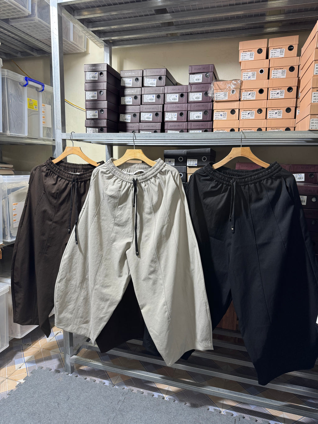 A QC CUBO PANTS
