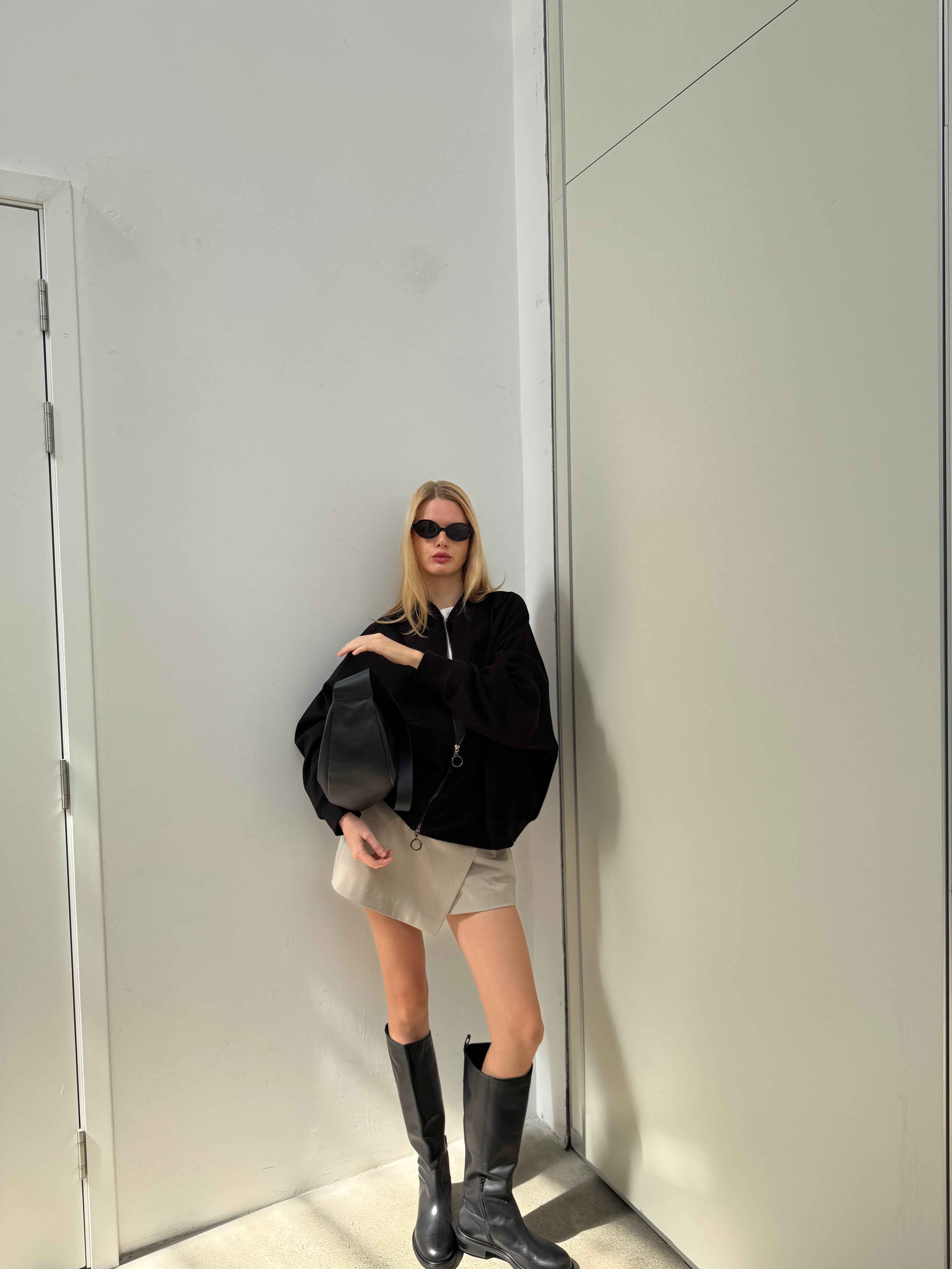 A REVIVE LOOK 27