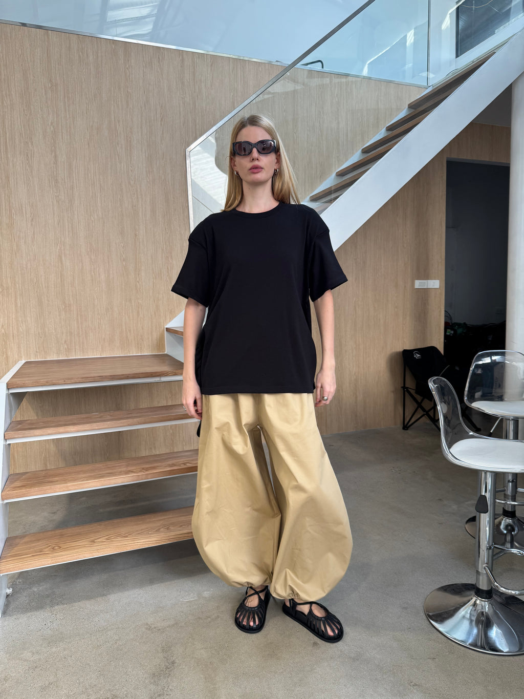 A REVIVE LOOK 13
