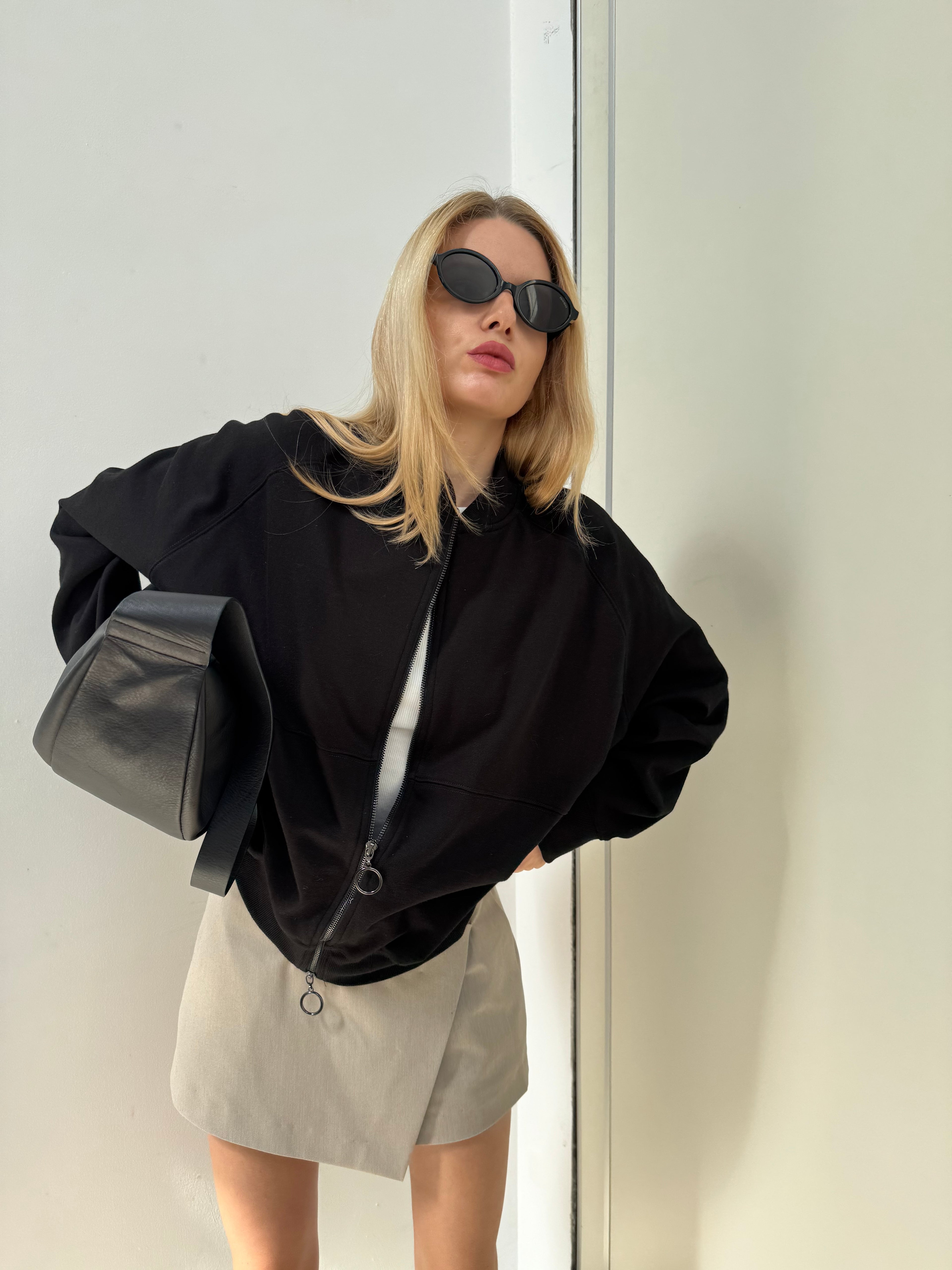 A REVIVE LOOK 27