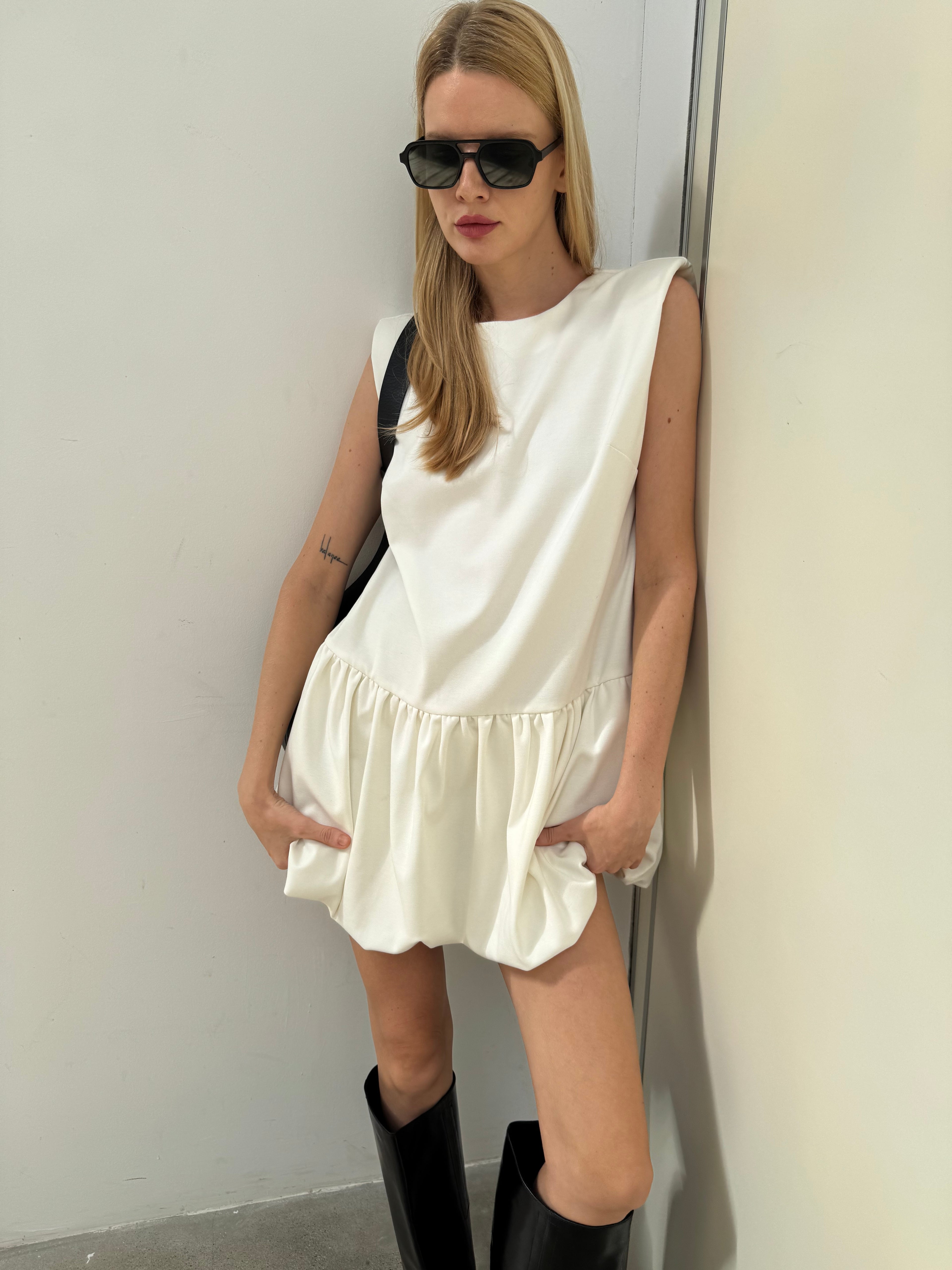 A REVIVE LOOK 29