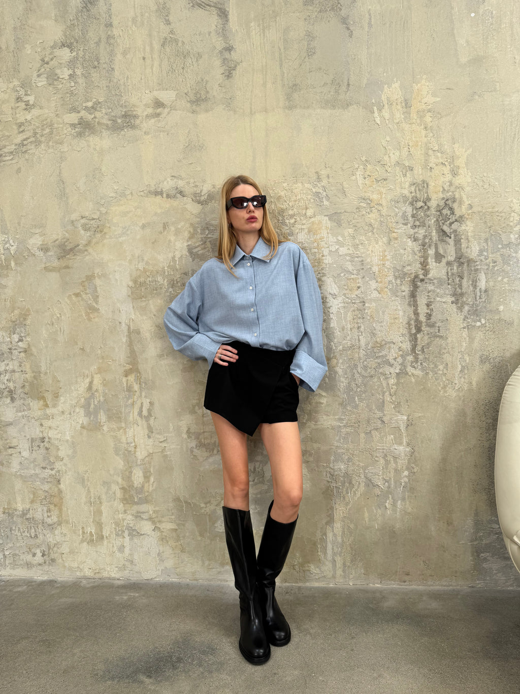 A REVIVE LOOK 14