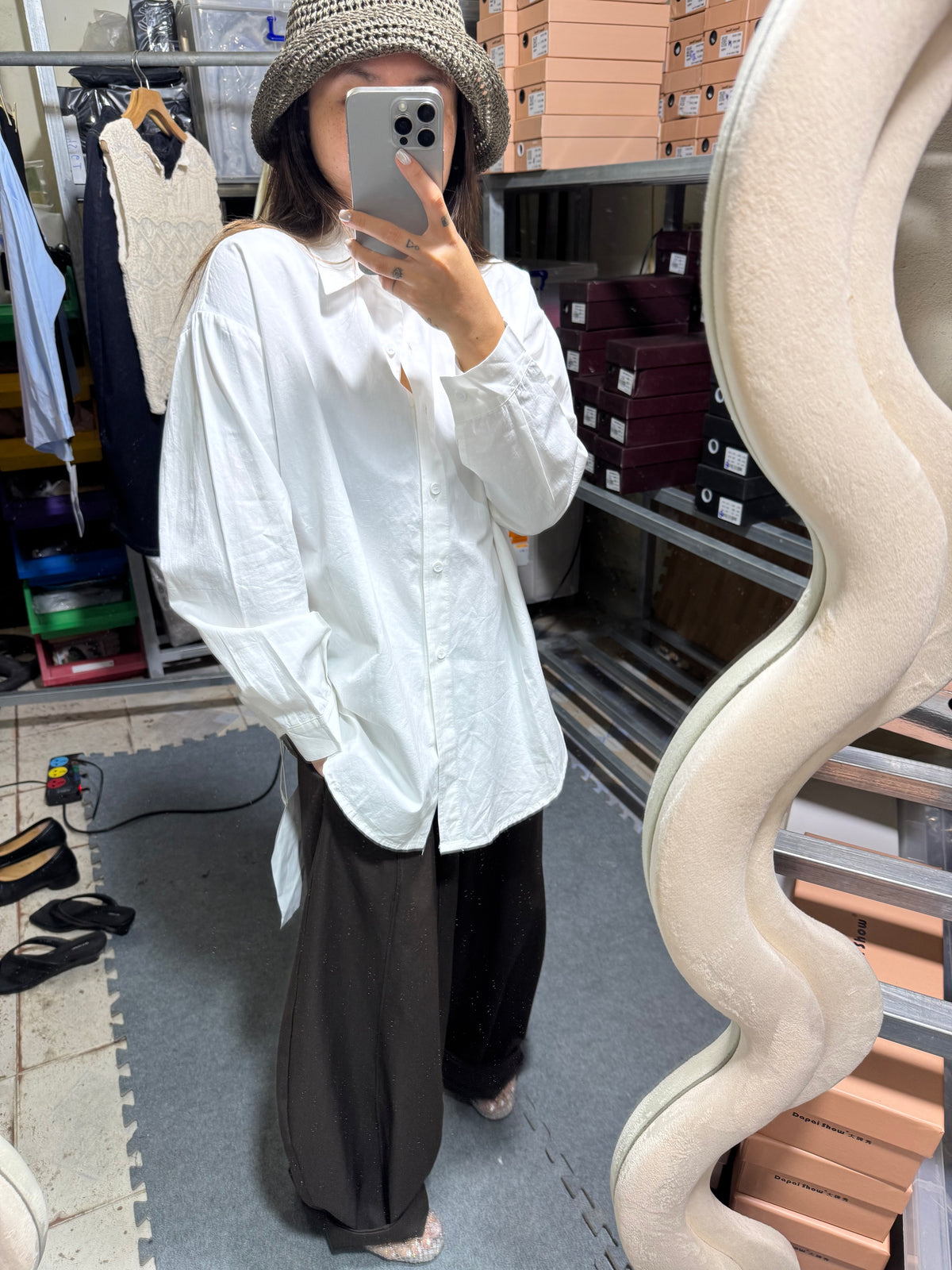 A QC OVERSIZE SHIRT