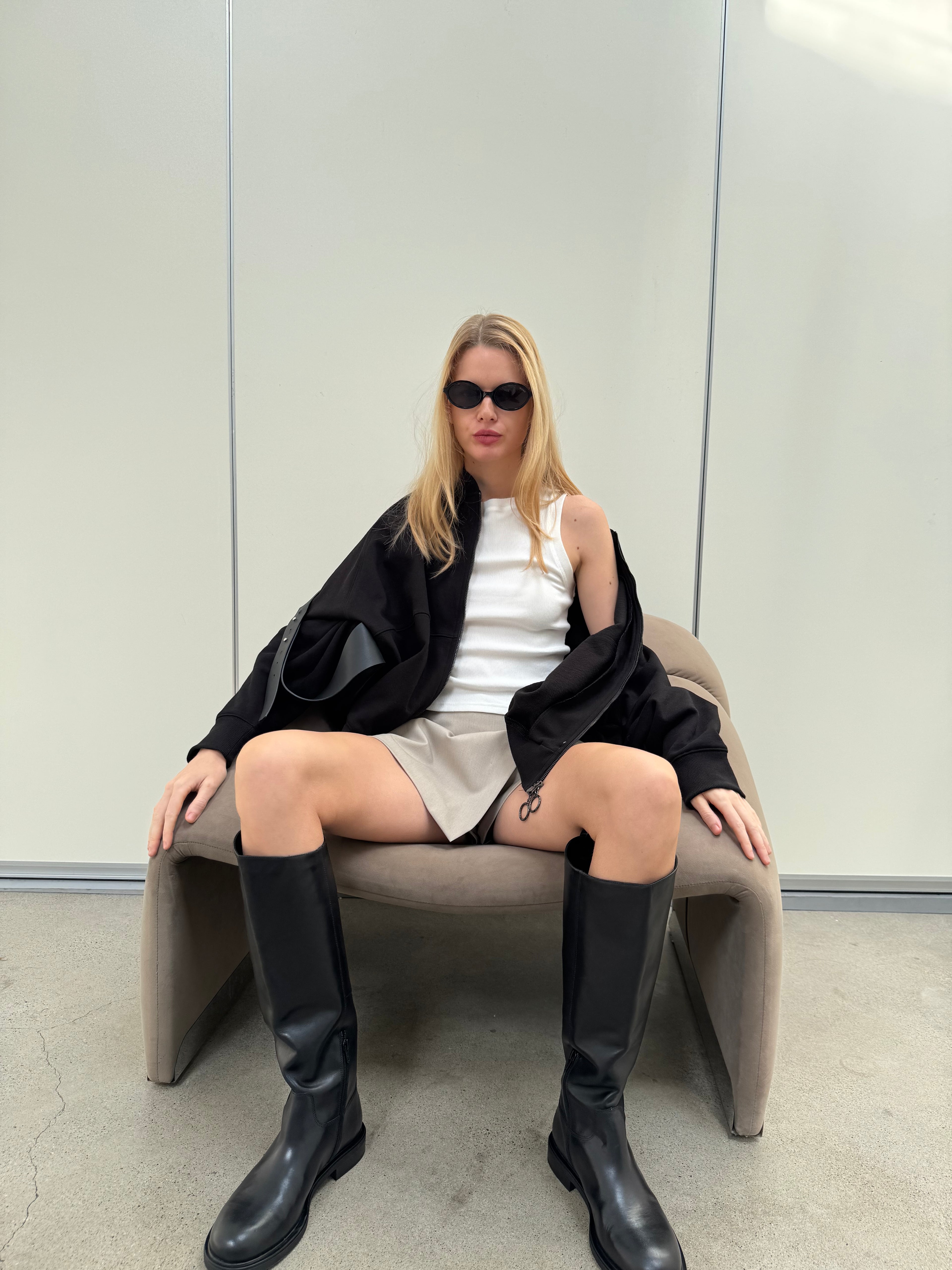 A REVIVE LOOK 27