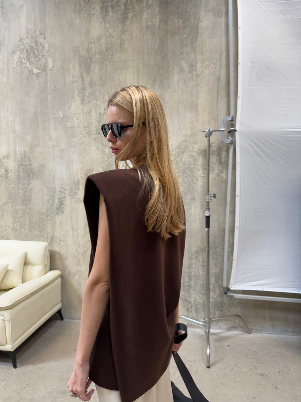A REVIVE LOOK 22