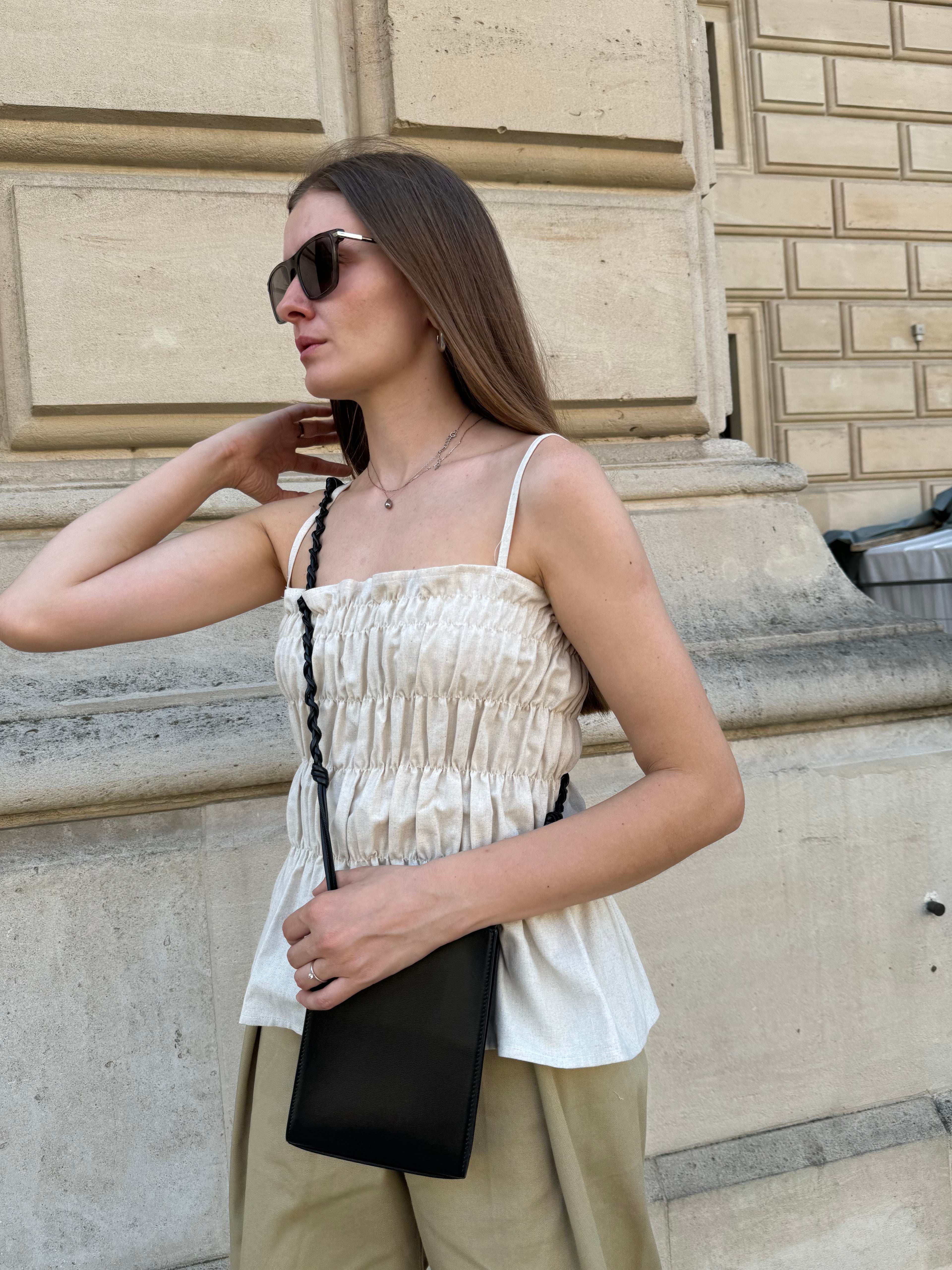 FOLD PANTS & WIRI TOP