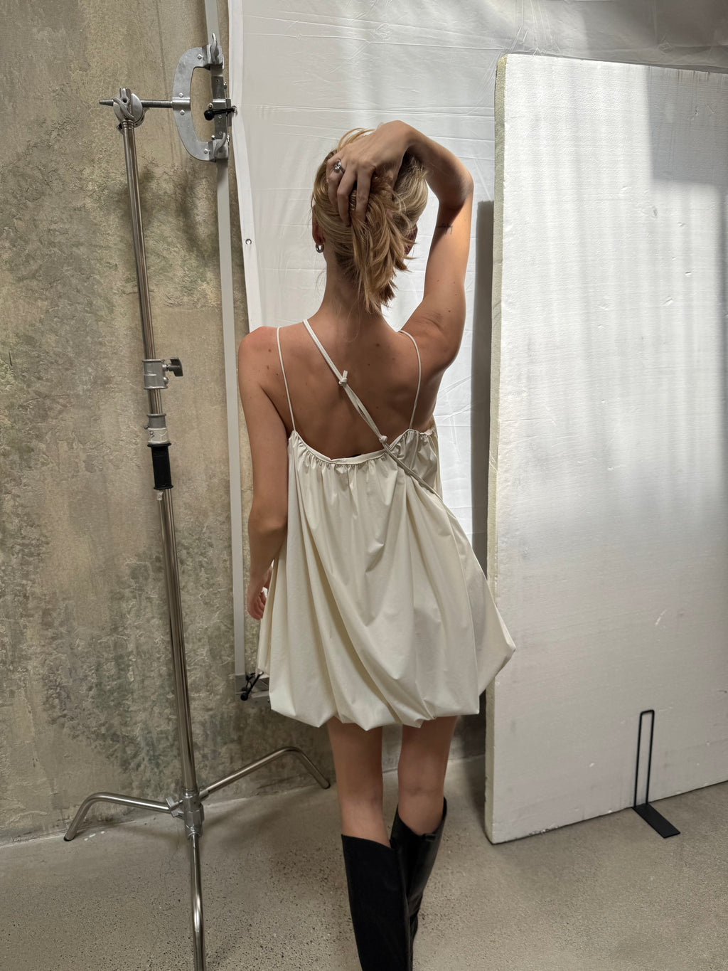 A REVIVE LOOK 12