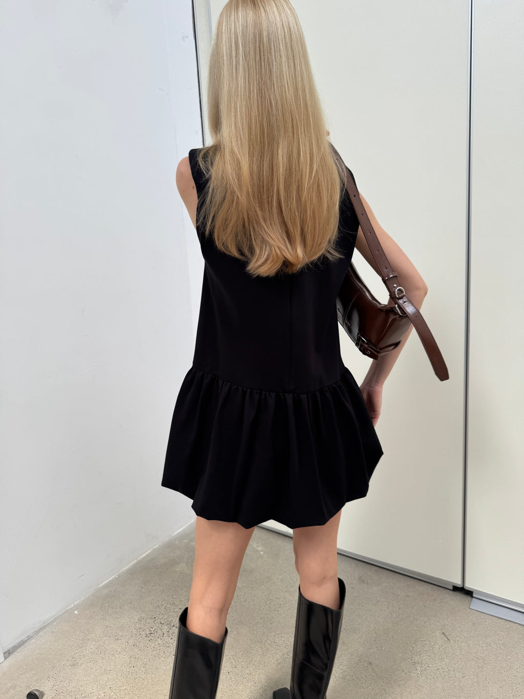 A REVIVE LOOK 28