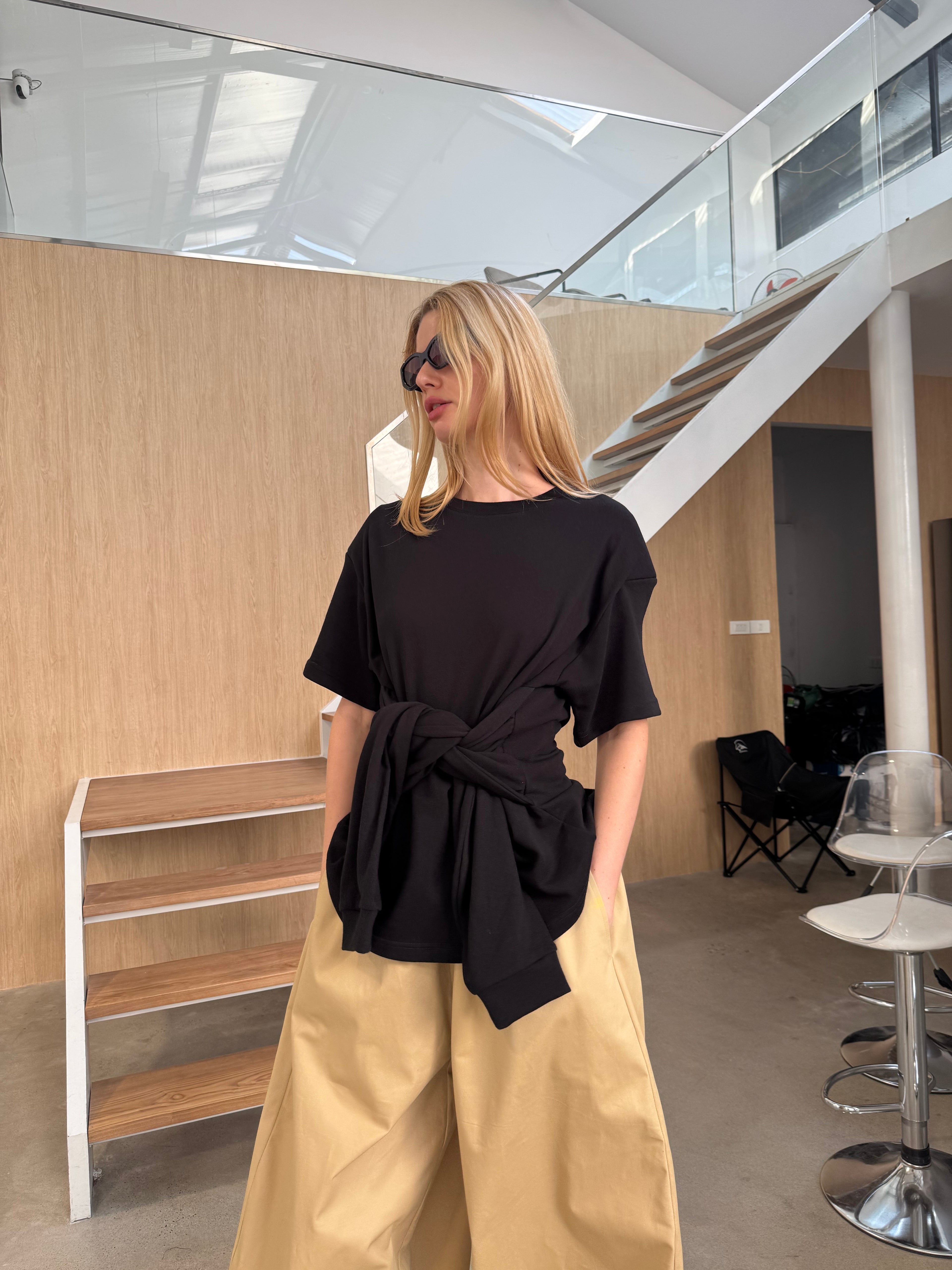 A REVIVE LOOK 13