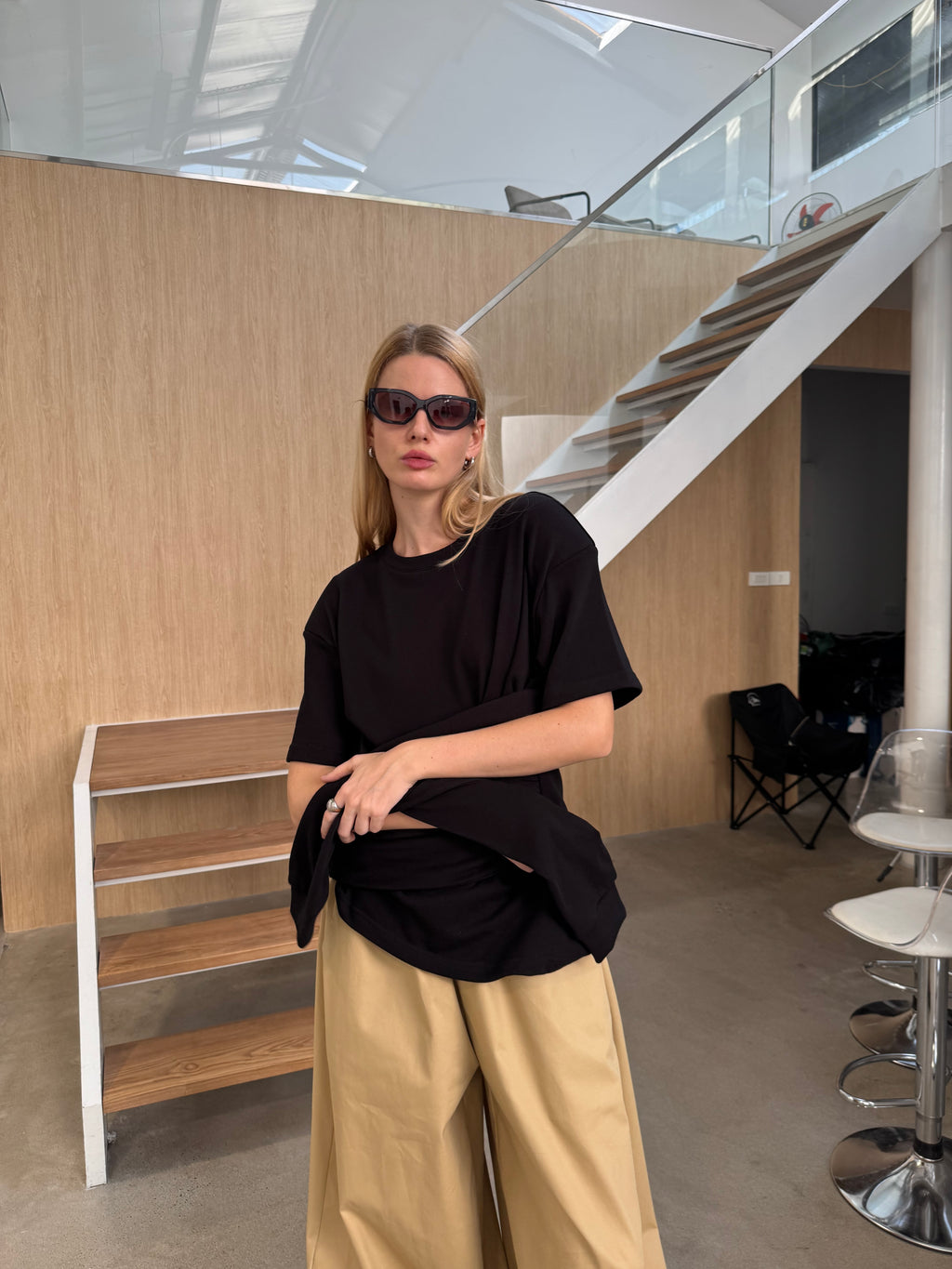 A REVIVE LOOK 13