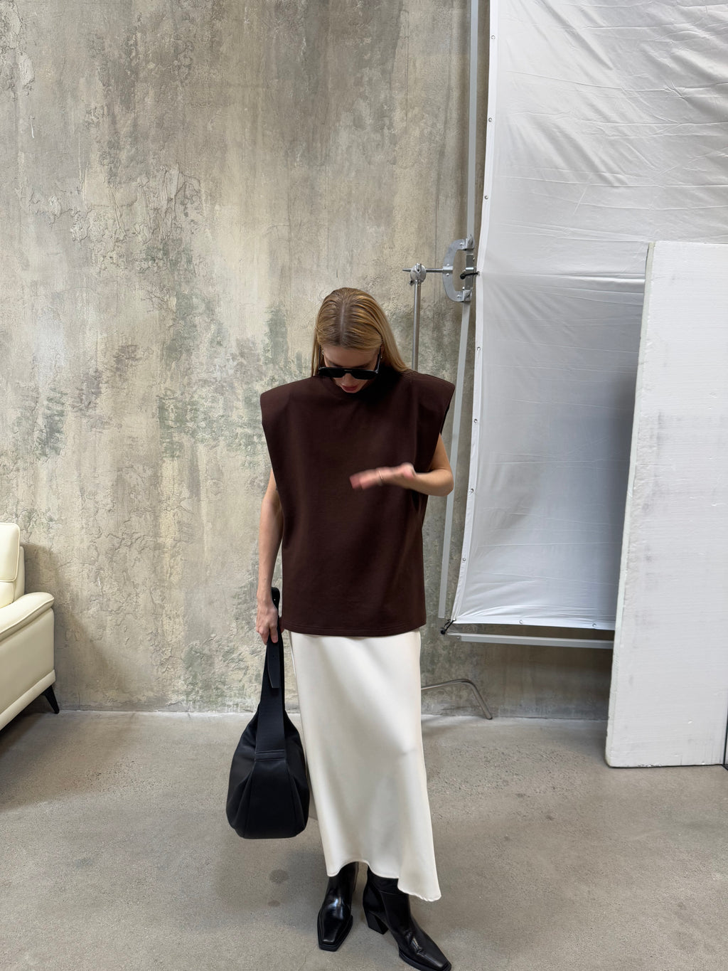 A REVIVE LOOK 22