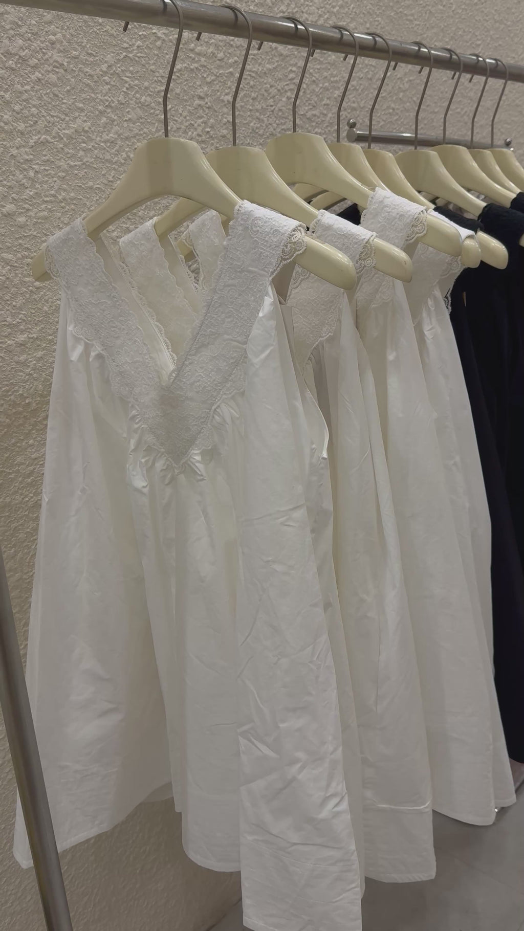 A QC DRESS V STU