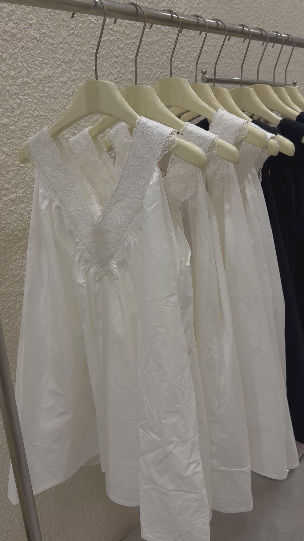 A QC DRESS V STU